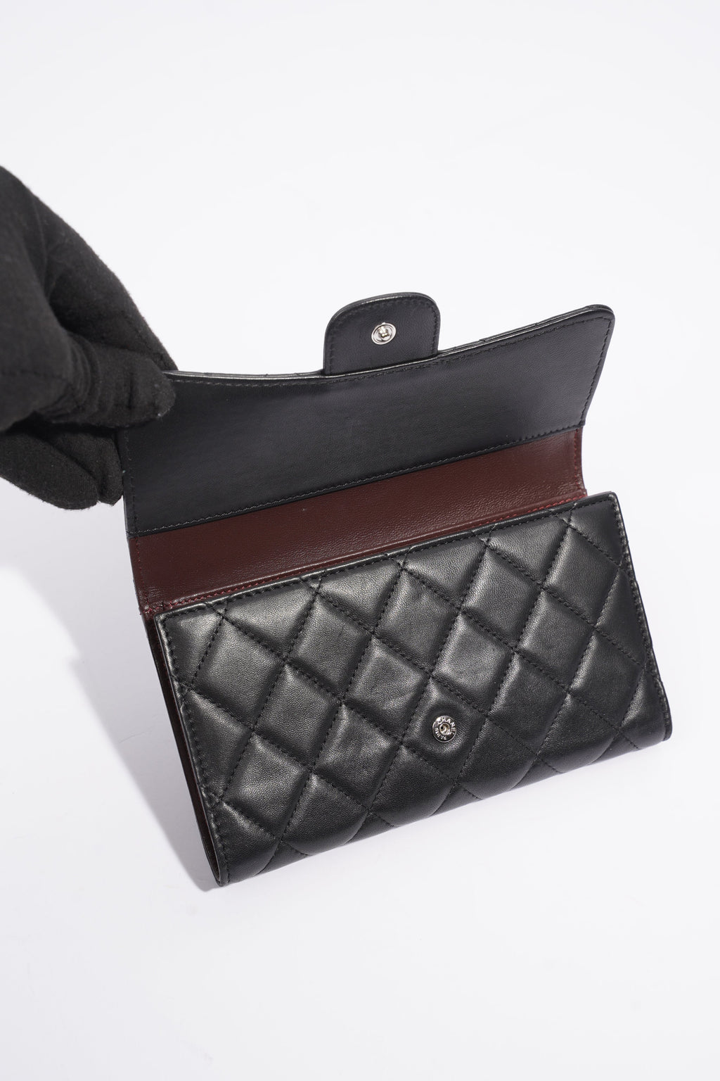 Chanel Classic Flap Wallet Black / Burgundy Lambskin Leather