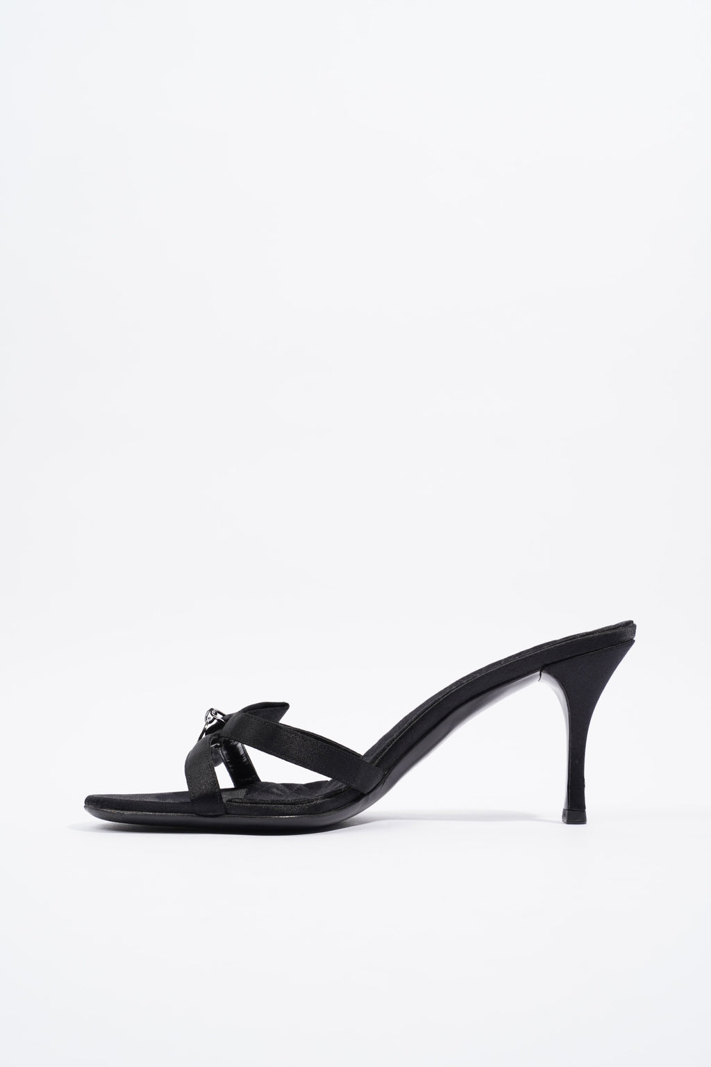 Gucci Velvet Strap Black Velvet EU 39 UK 6