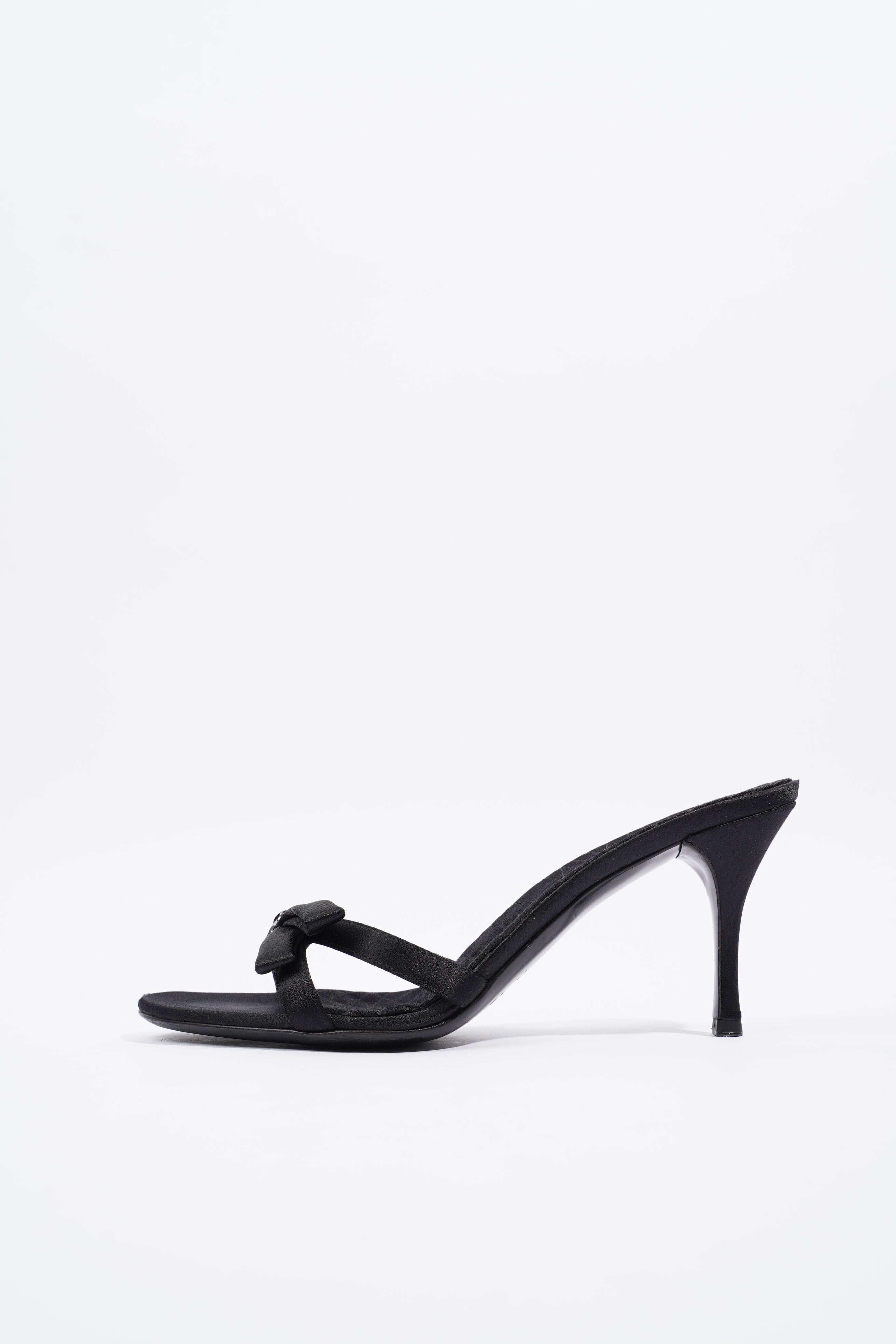 Gucci Velvet Strap Black Velvet EU 39 UK 6