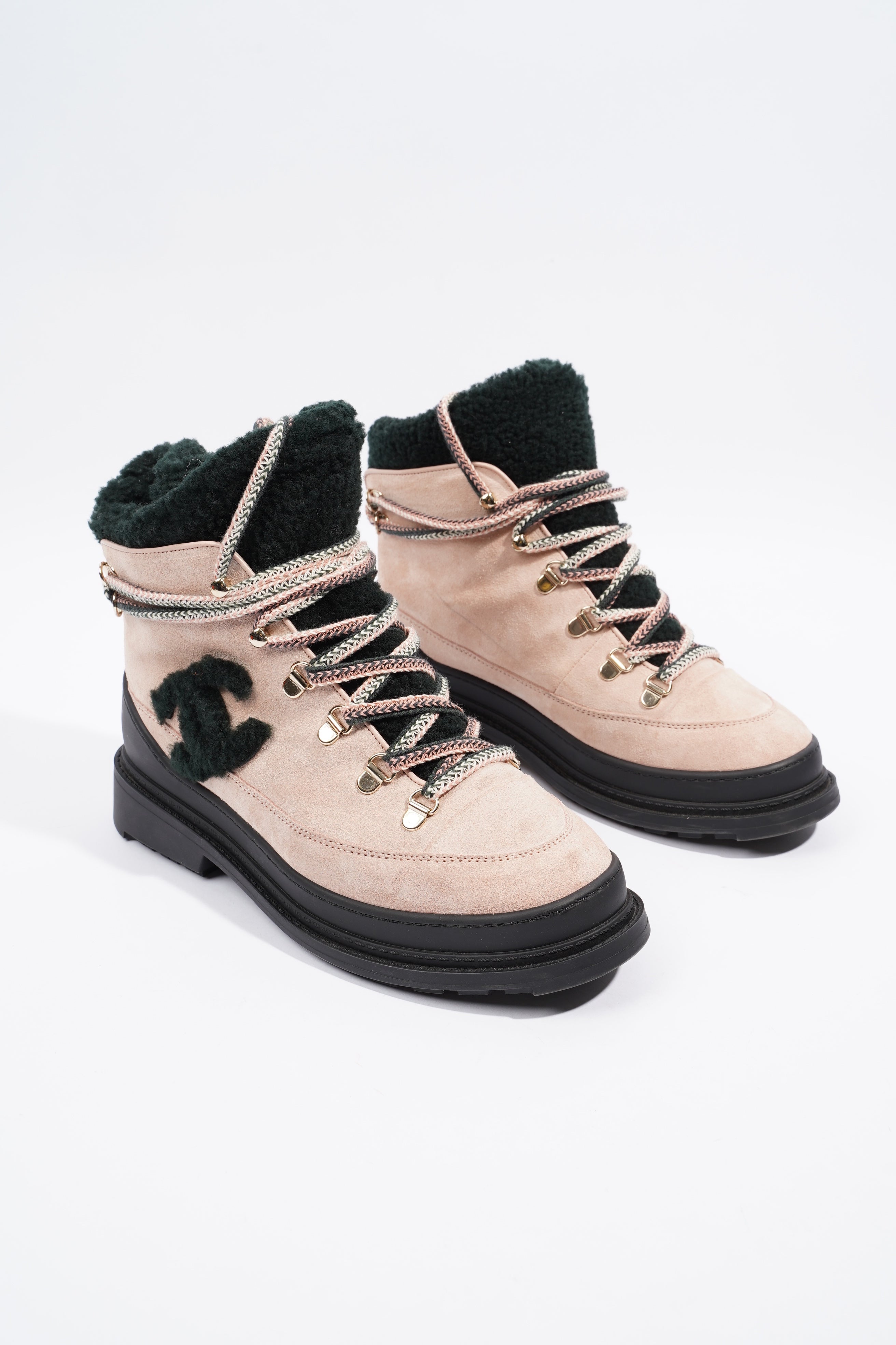 Chanel Shearling Boots Pink / Black Suede EU 38 UK 5