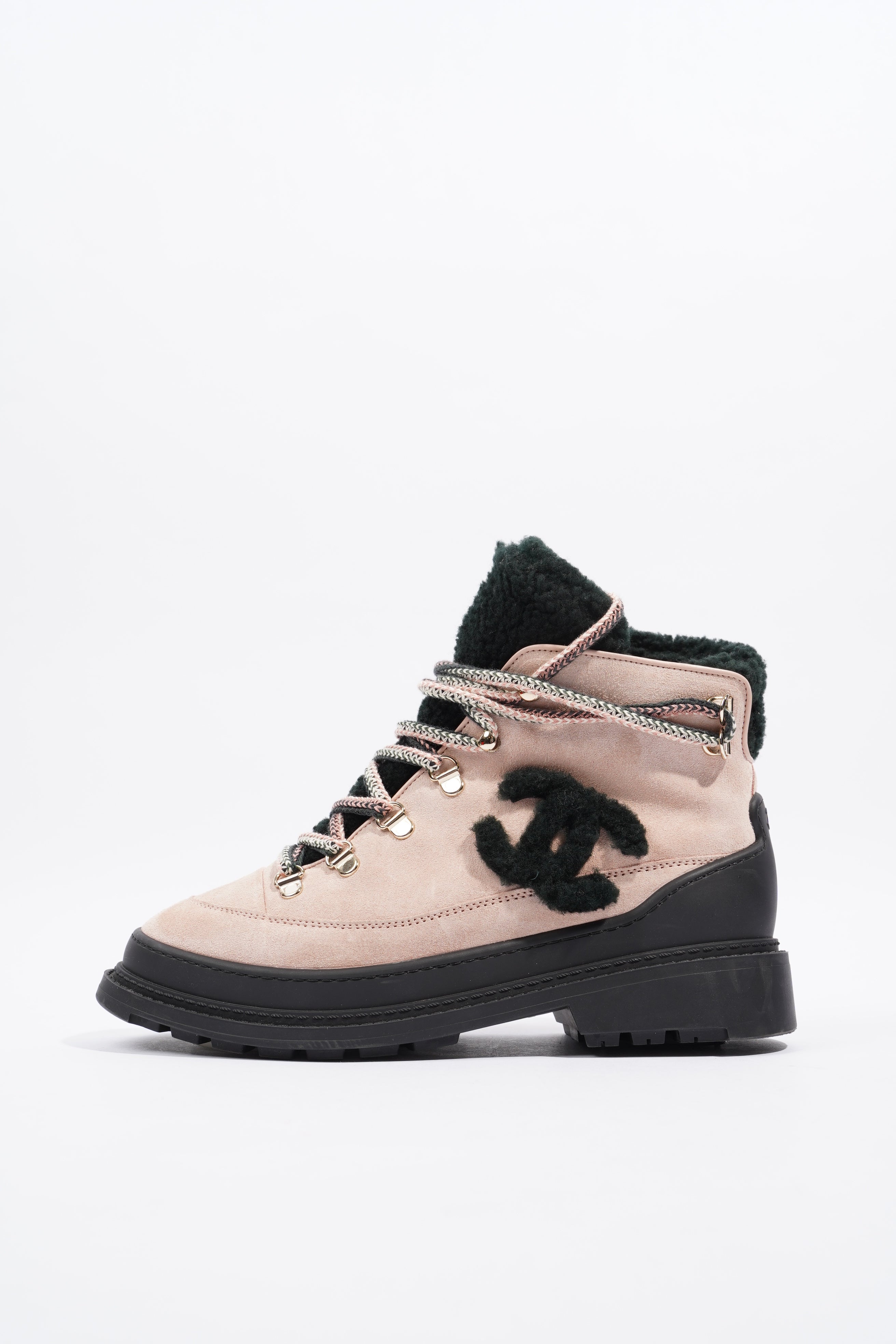 Chanel Shearling Boots Pink / Black Suede EU 38 UK 5