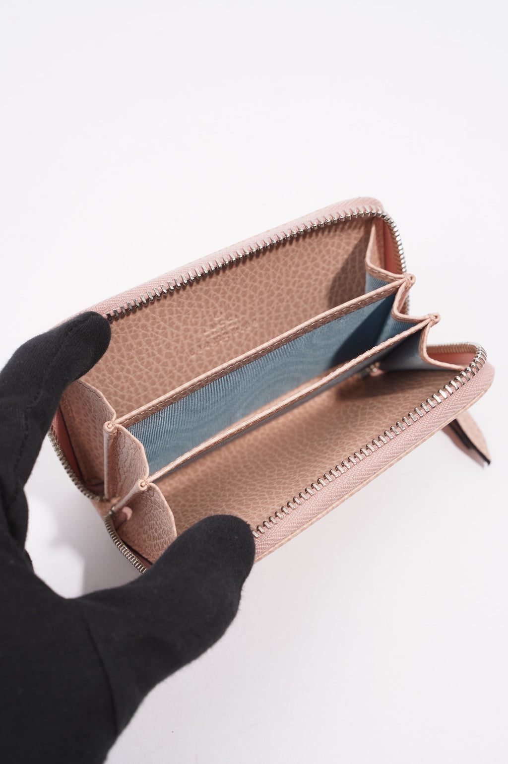 Gucci Zip Around Purse Pink Leather