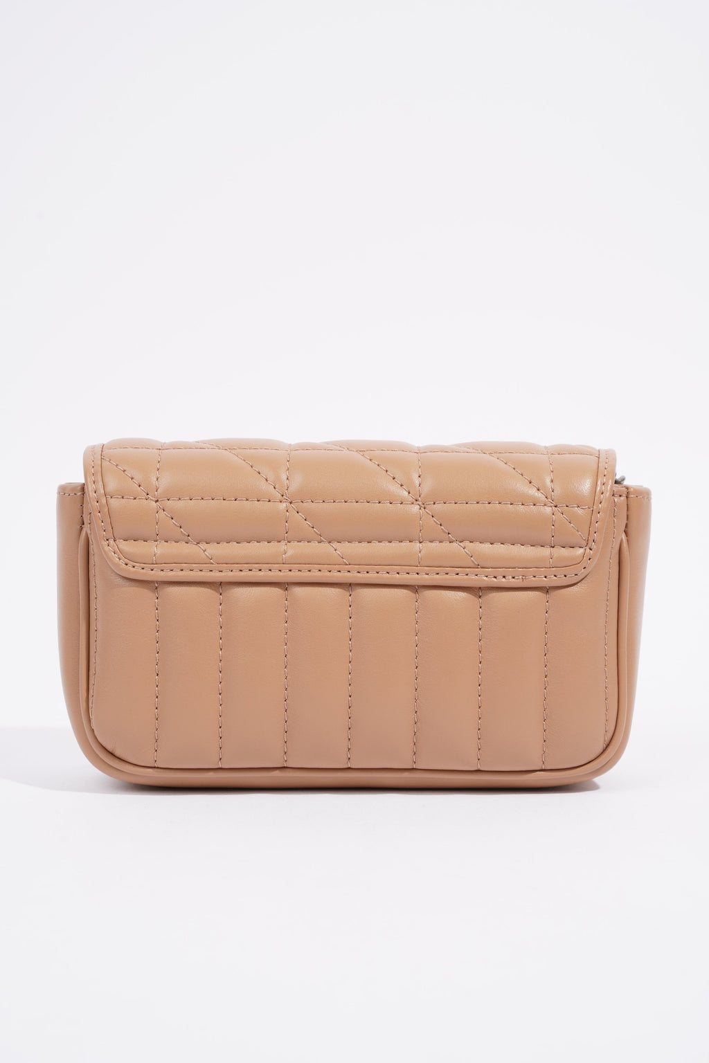 Gucci Marmont Flap Nude Matelasse Leather Super Mini