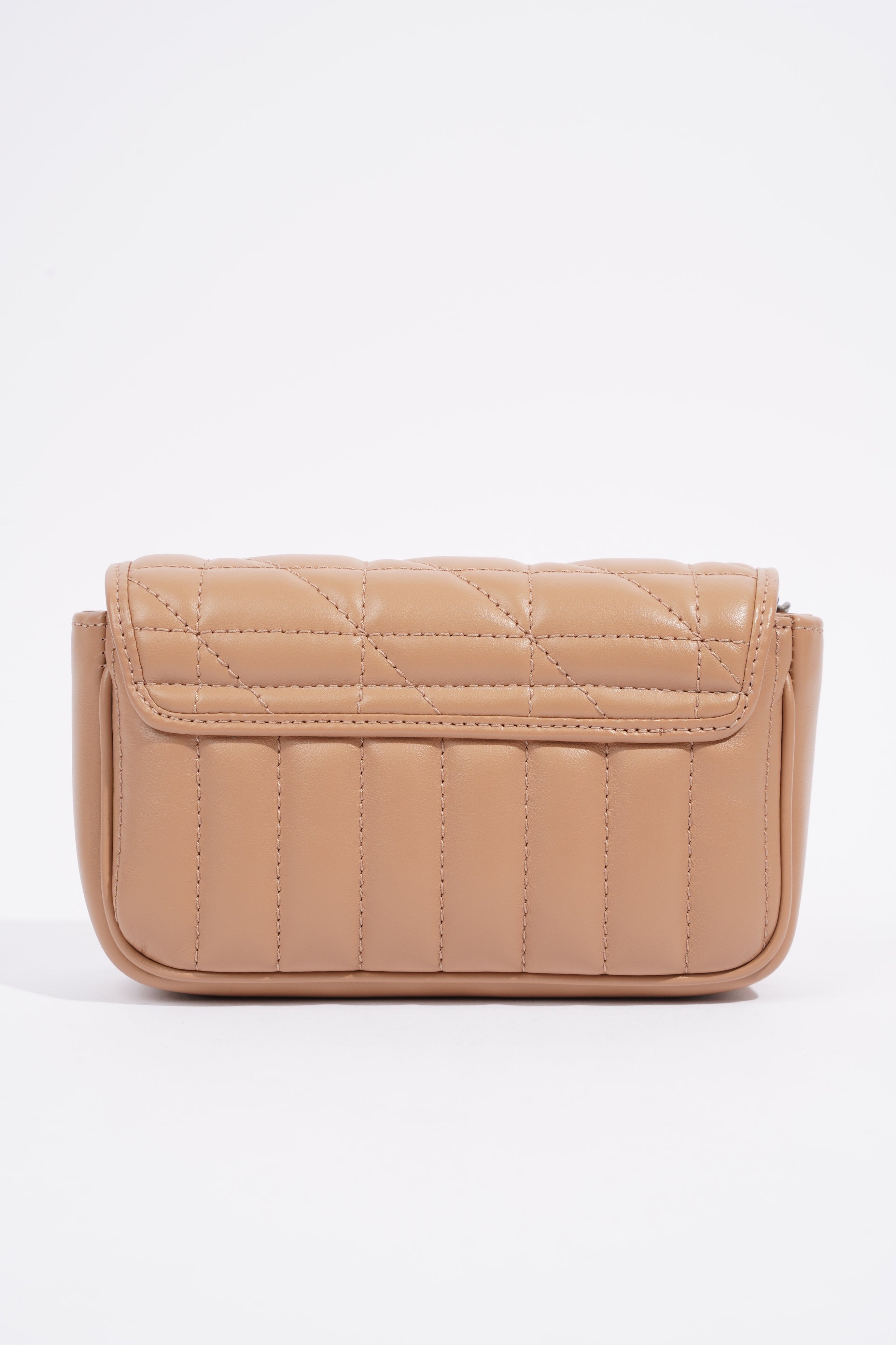 Gucci Marmont Flap Nude Matelasse Leather Super Mini