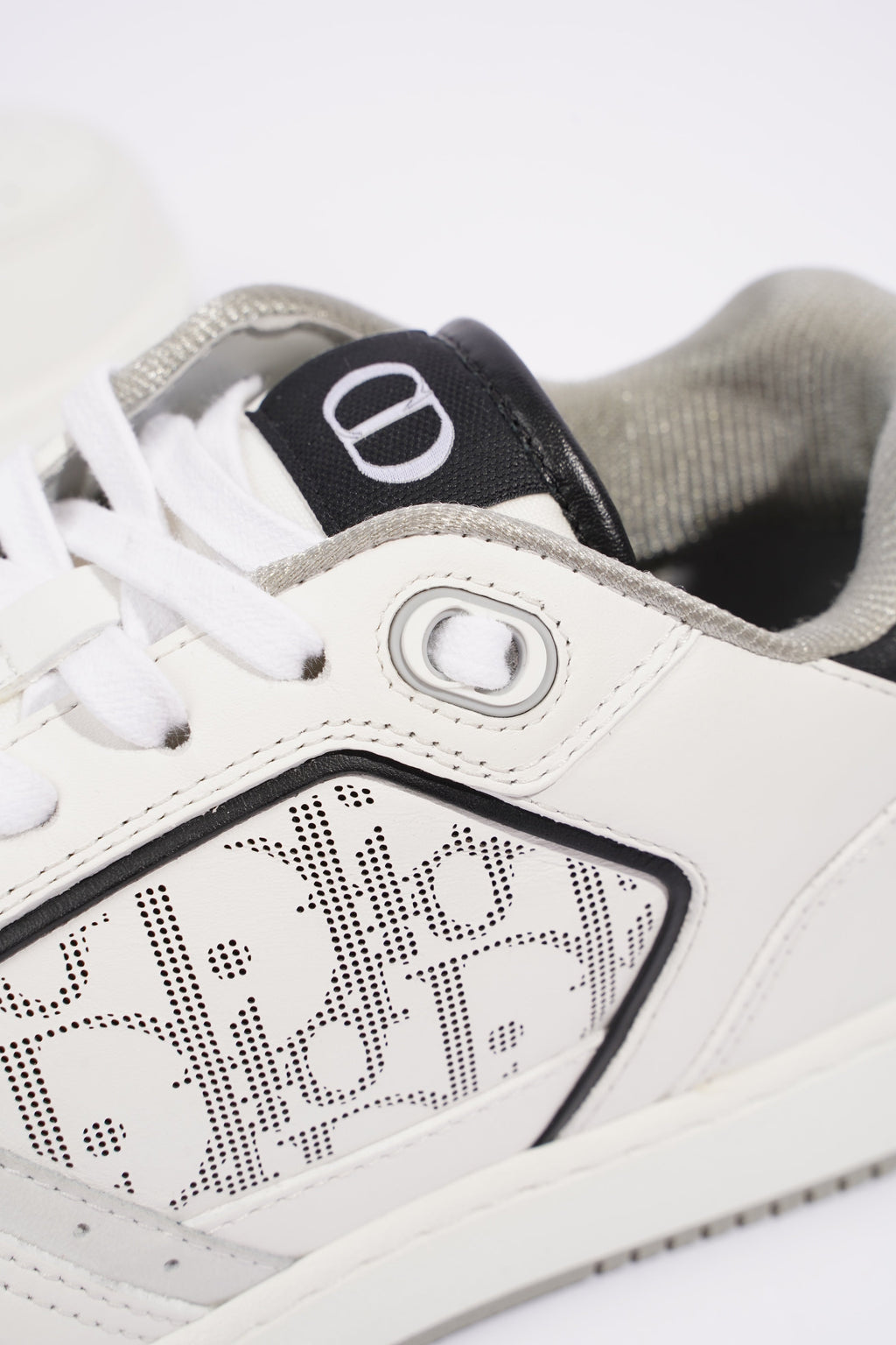 Christian Dior B27 Low-top White / Black Leather EU 39 UK 6
