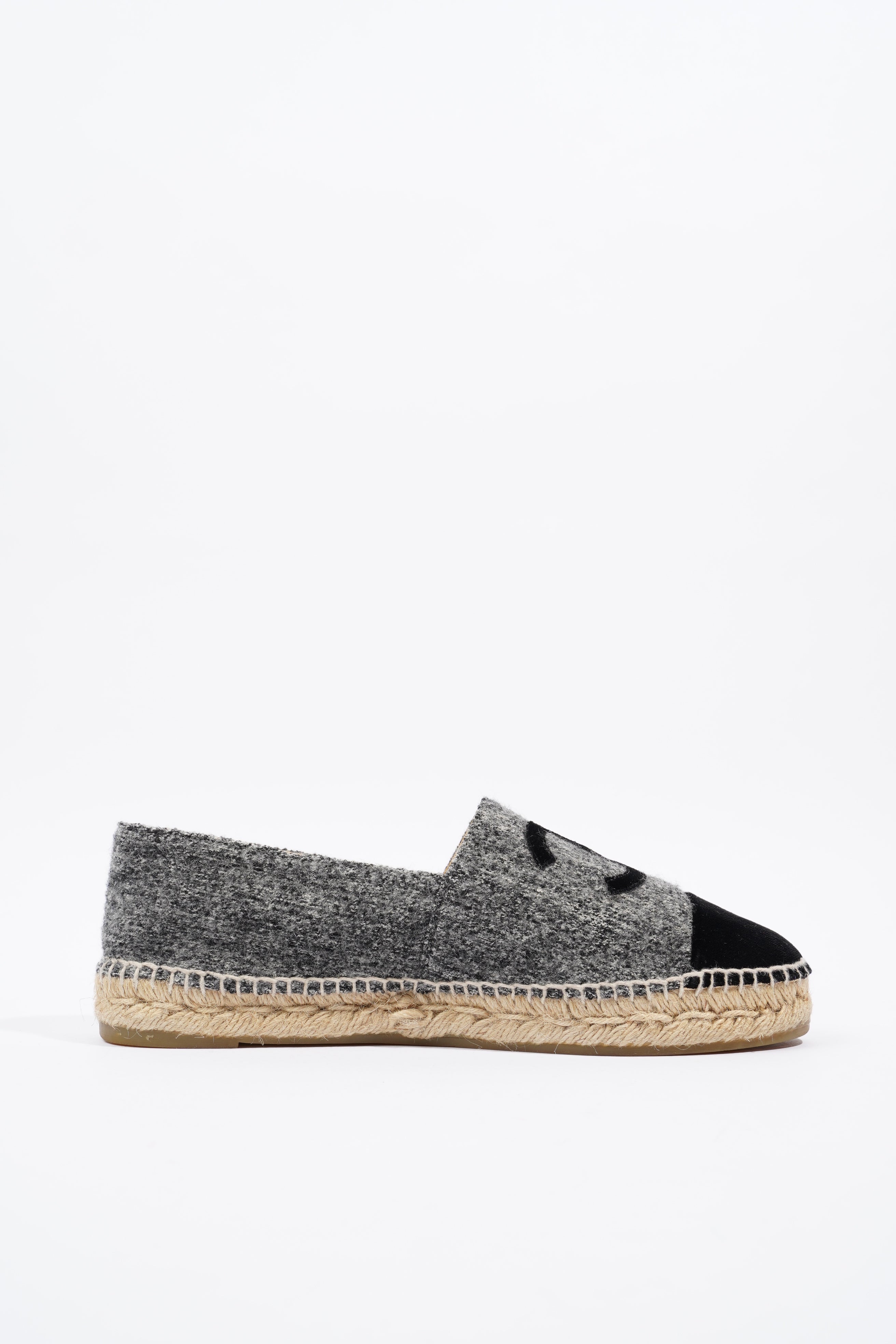 Chanel Espadrilles Grey / Black Fabric EU 40 UK 7