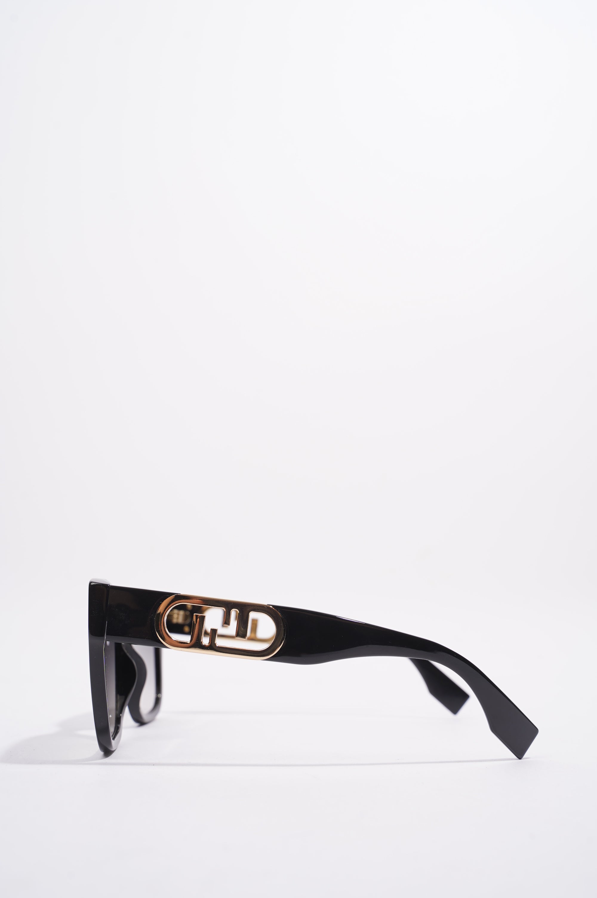 Fendi FE40063I Sunglasses Black / Gold Acetate 145mm