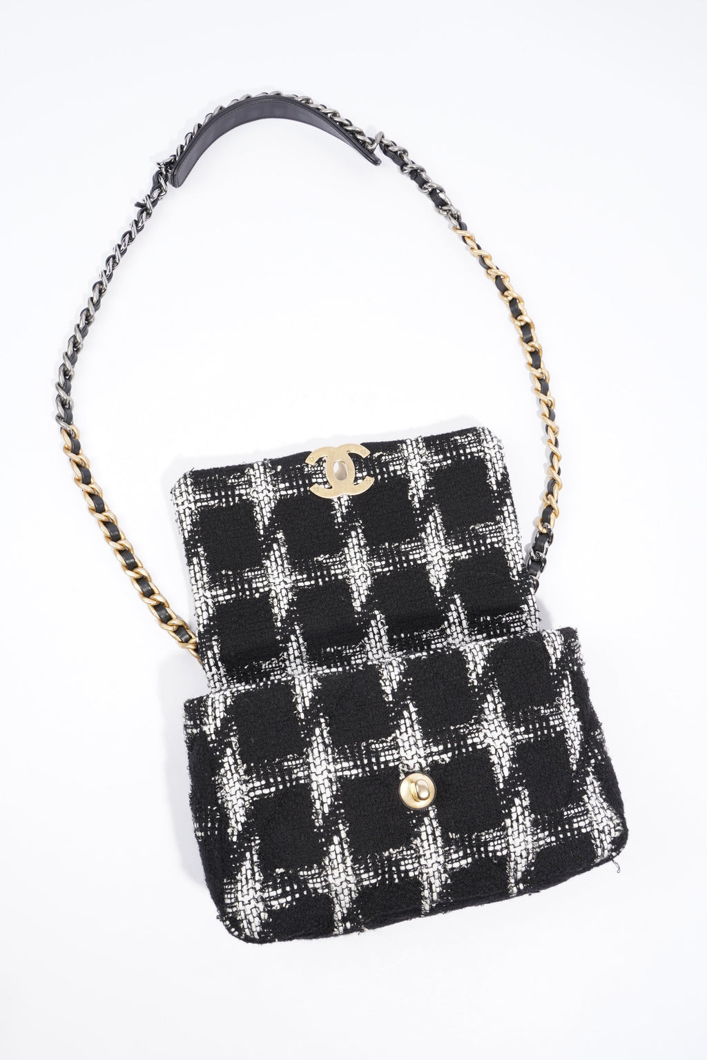 Chanel 19 Black / White Tweed Small