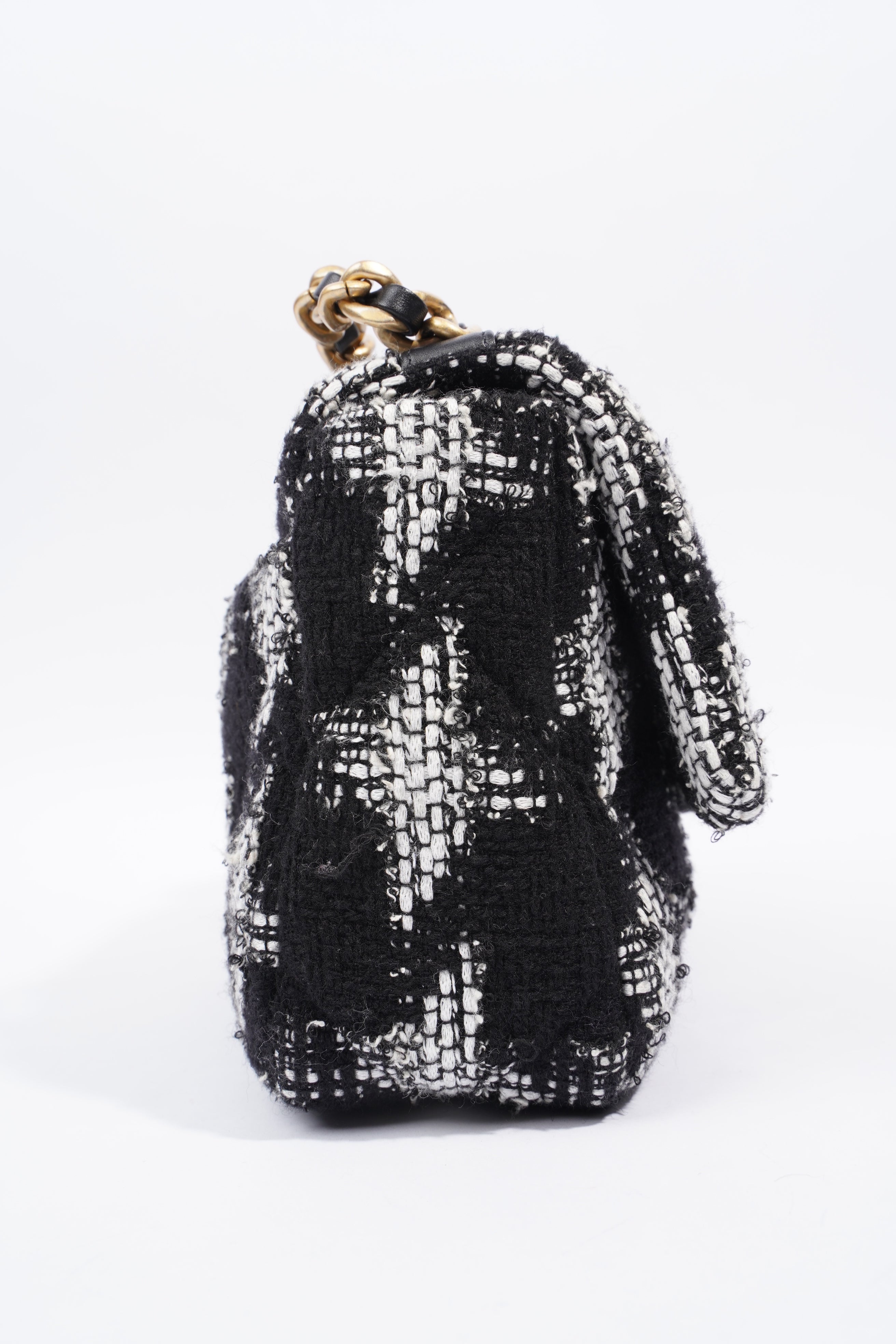 Chanel 19 Black / White Tweed Small