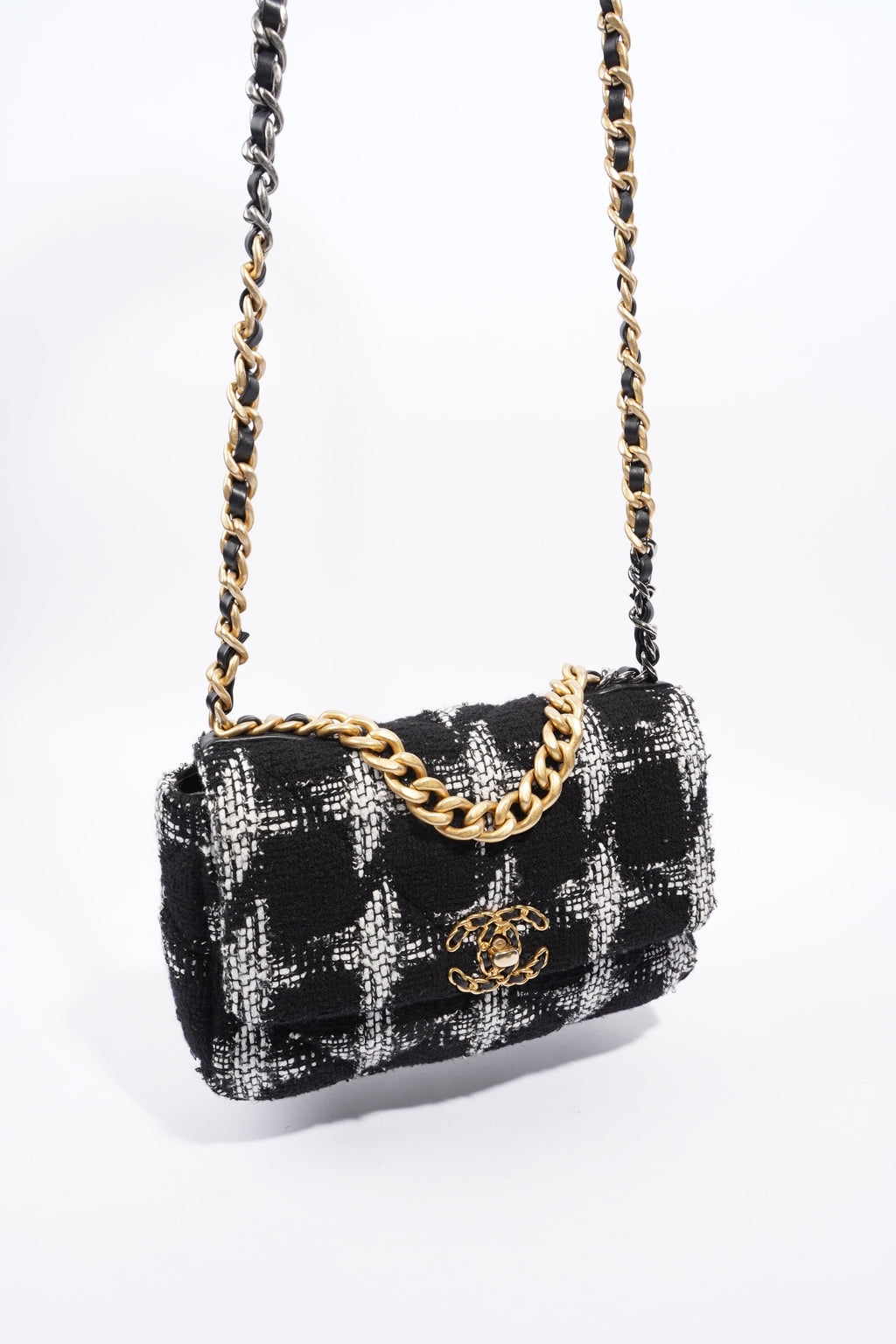 Chanel 19 Black / White Tweed Small