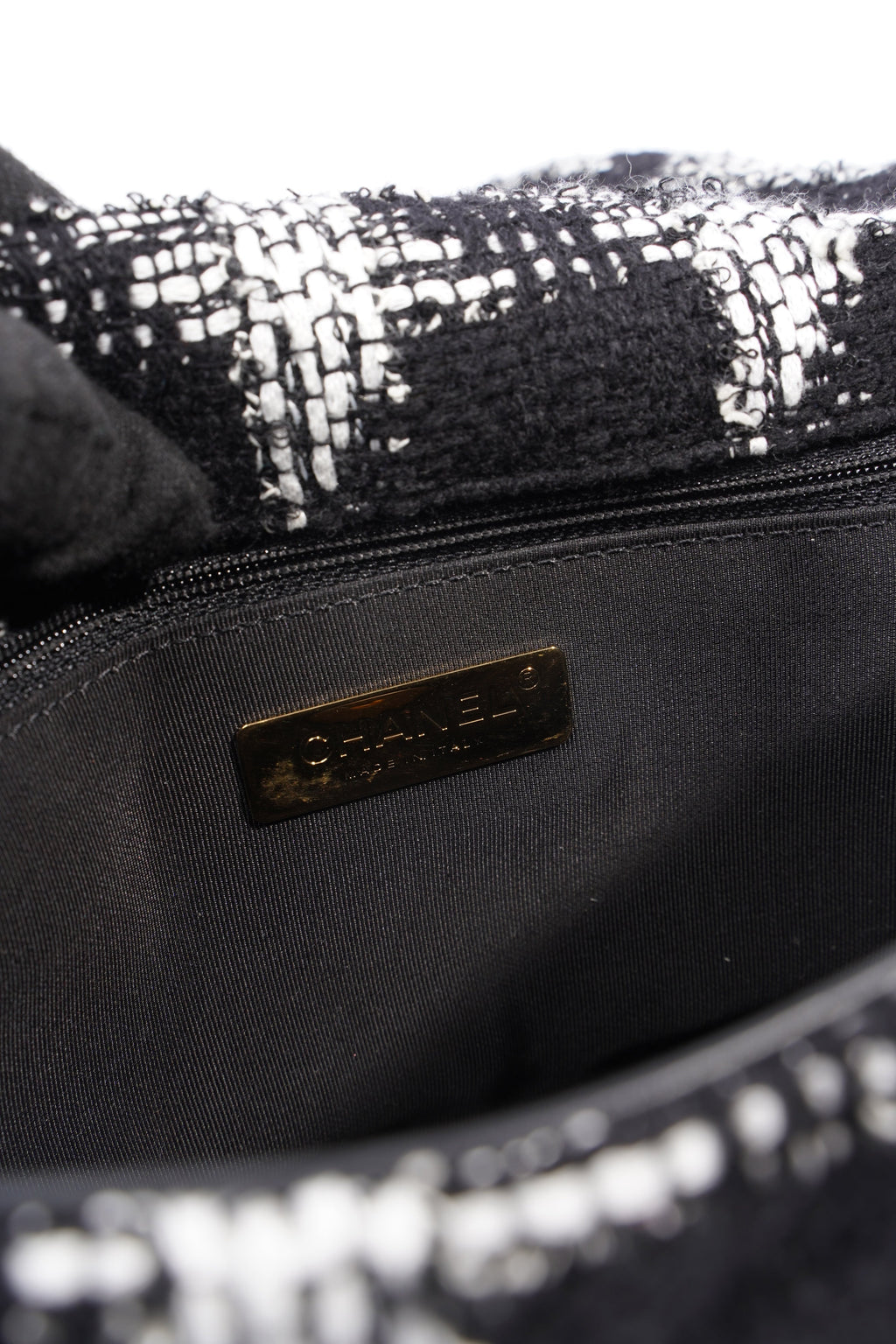 Chanel 19 Black / White Tweed Small