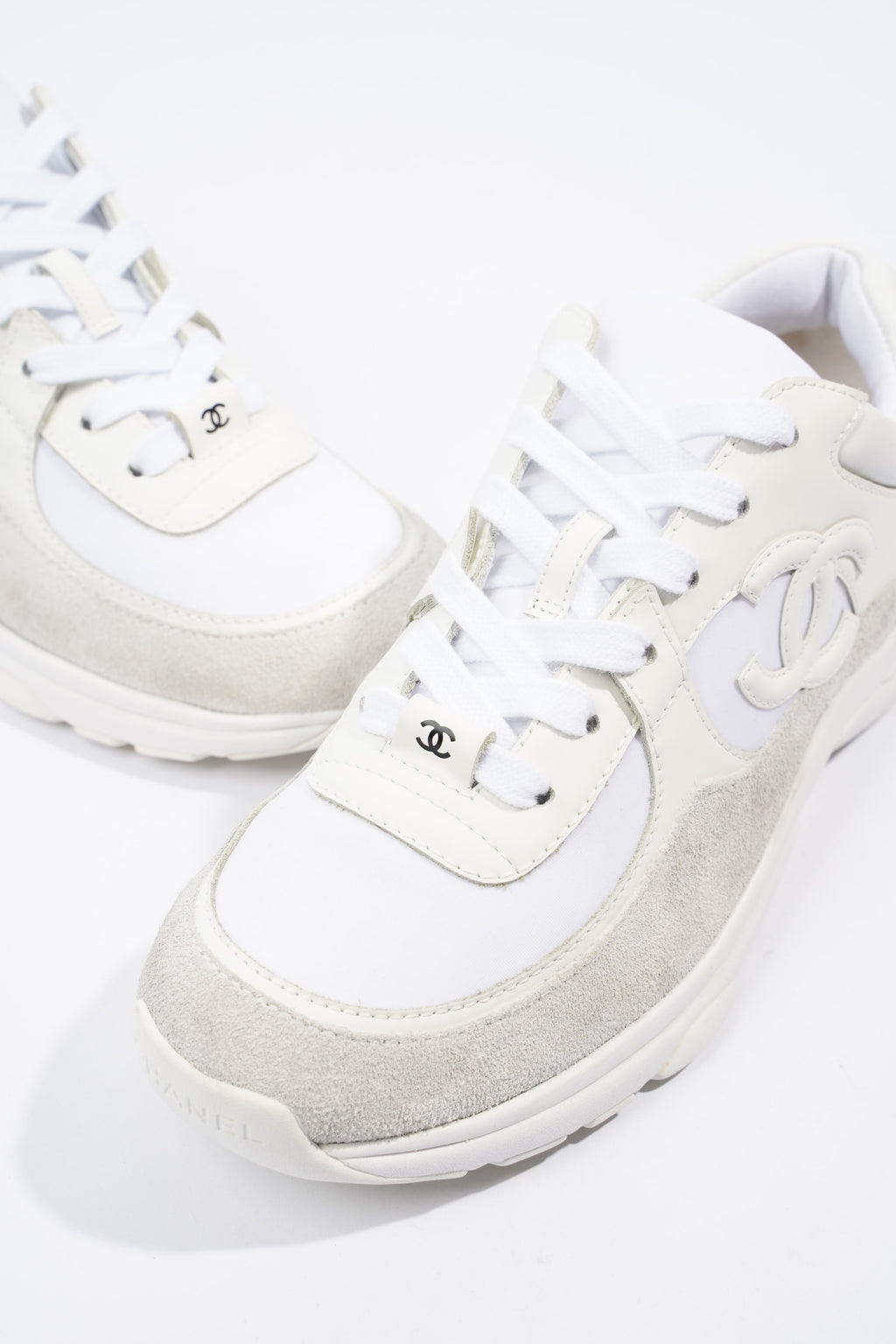 Chanel CC Logo Sneaker White Suede EU 38 UK 5