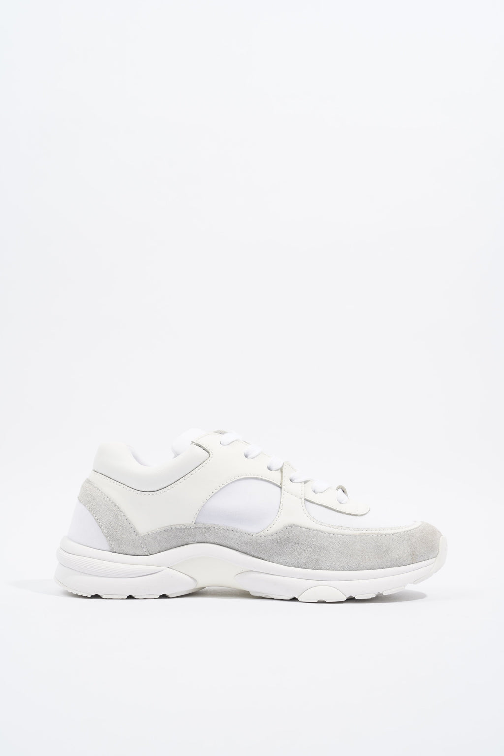 Chanel CC Logo Sneaker White Suede EU 38 UK 5