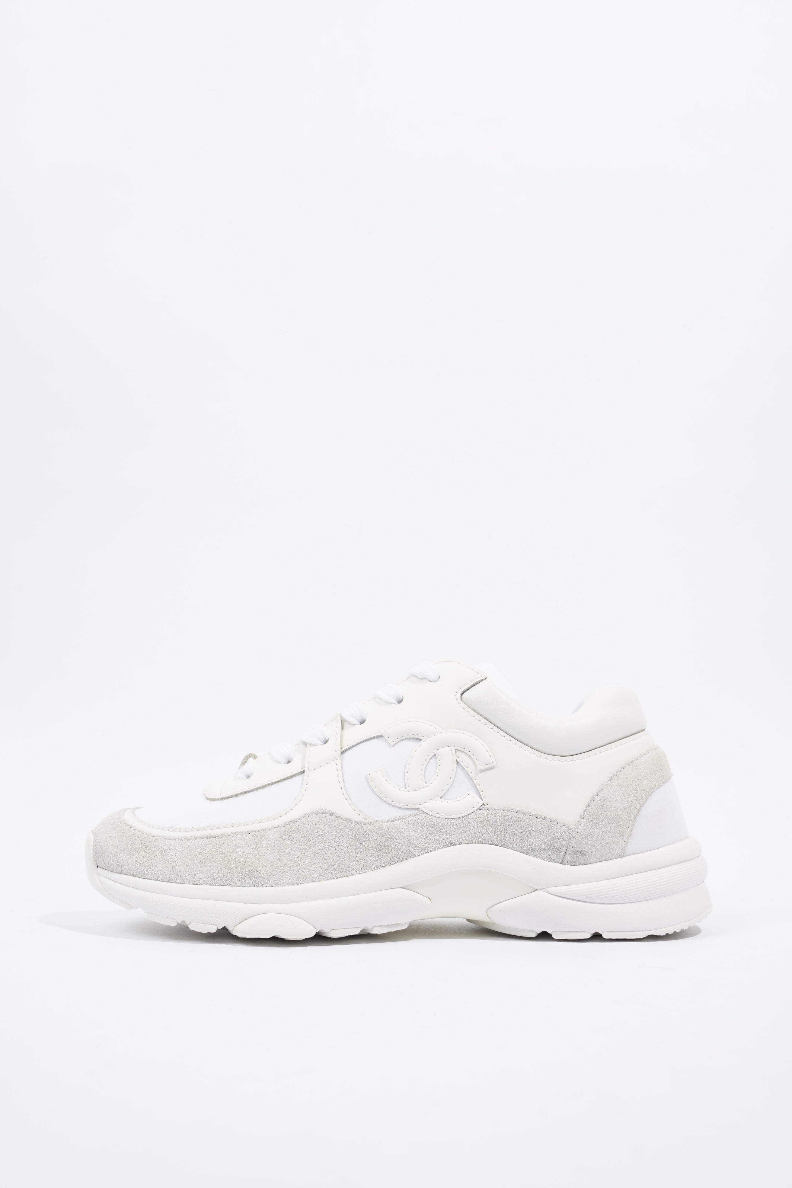 Chanel CC Logo Sneaker White Suede EU 38 UK 5