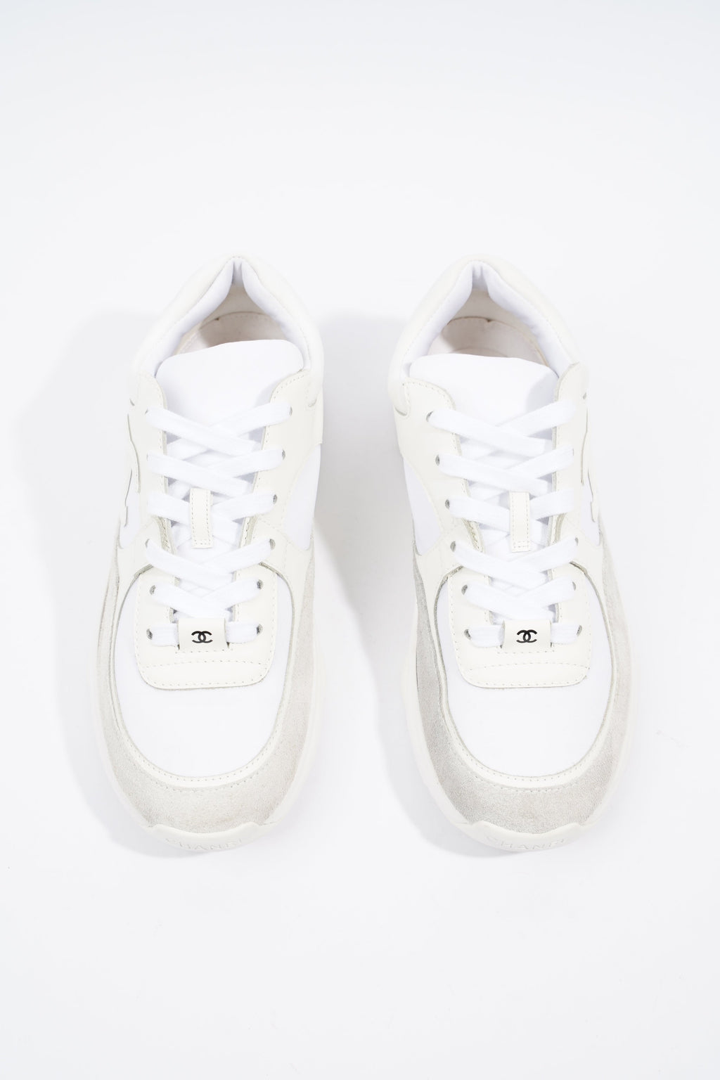 Chanel CC Logo Sneaker White Suede EU 38 UK 5