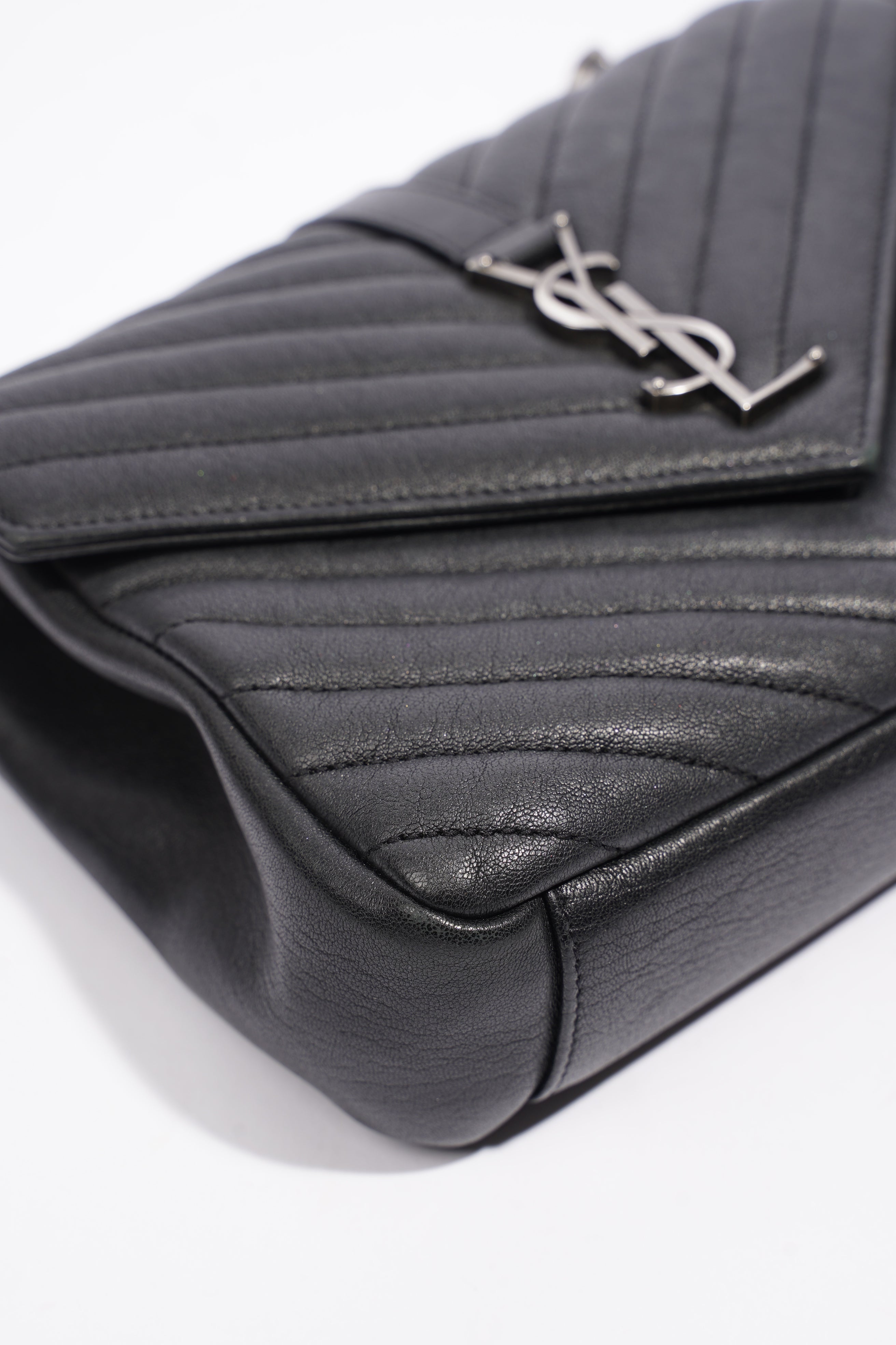 Saint Laurent College Medium Black Leather