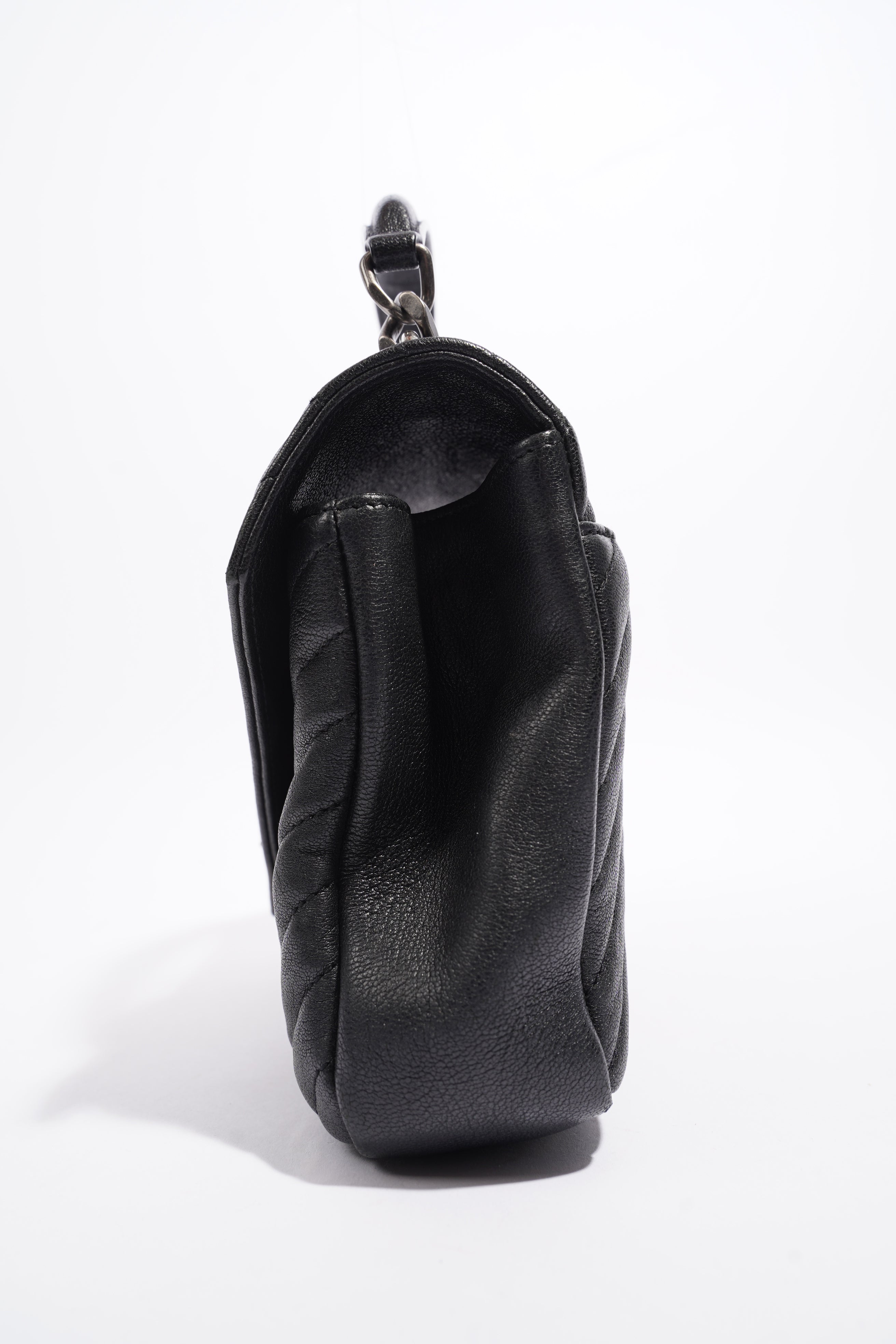 Saint Laurent College Medium Black Leather