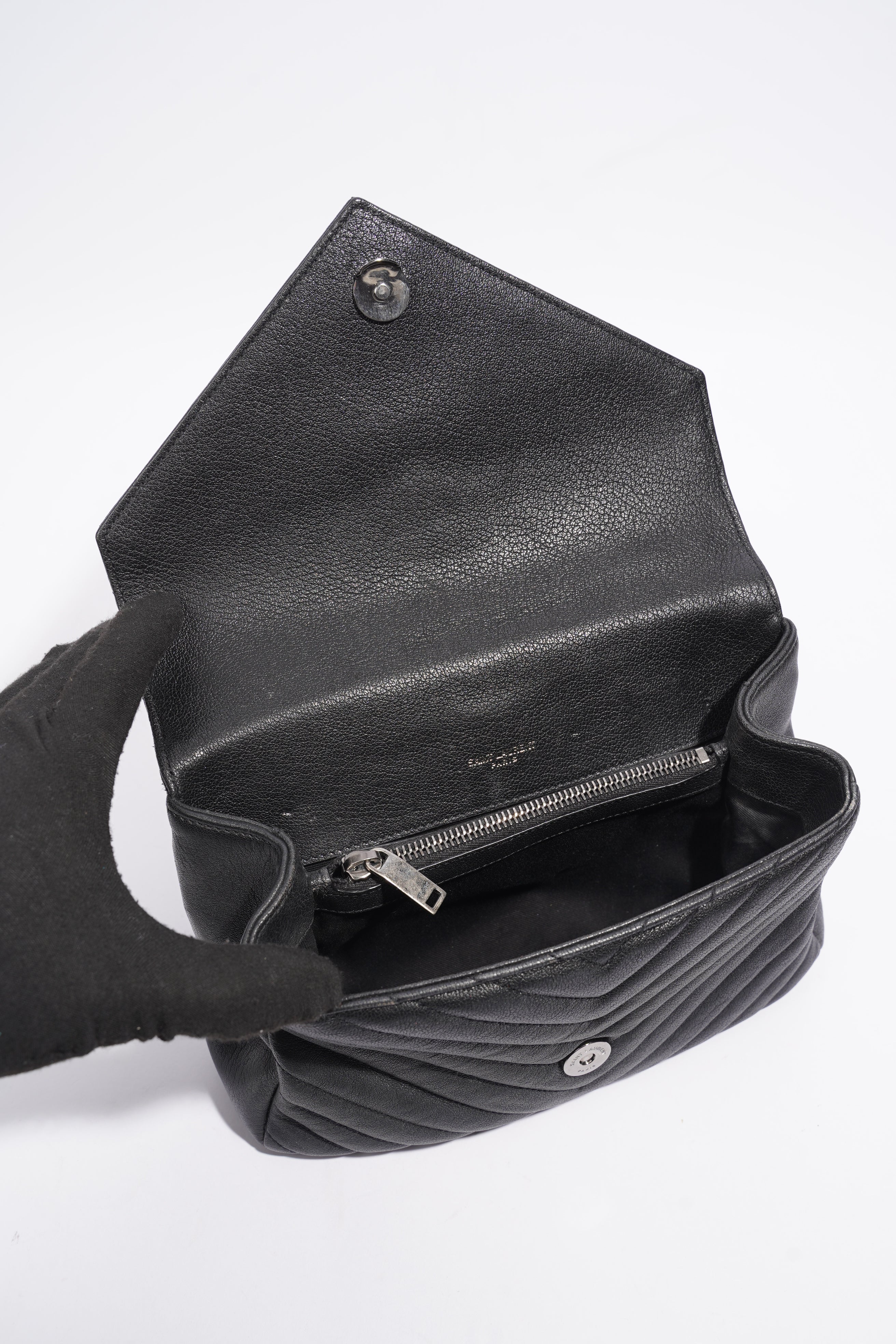 Saint Laurent College Medium Black Leather
