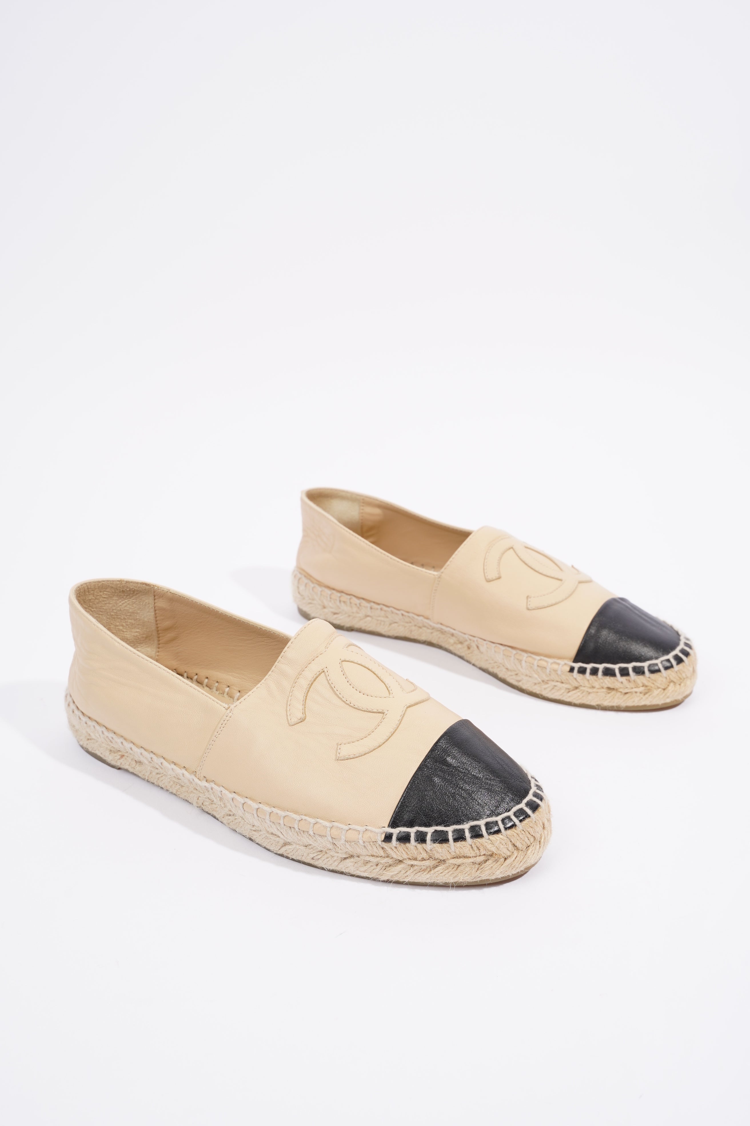 Chanel CC Espadrilles Beige / Black Leather EU 38 UK 5