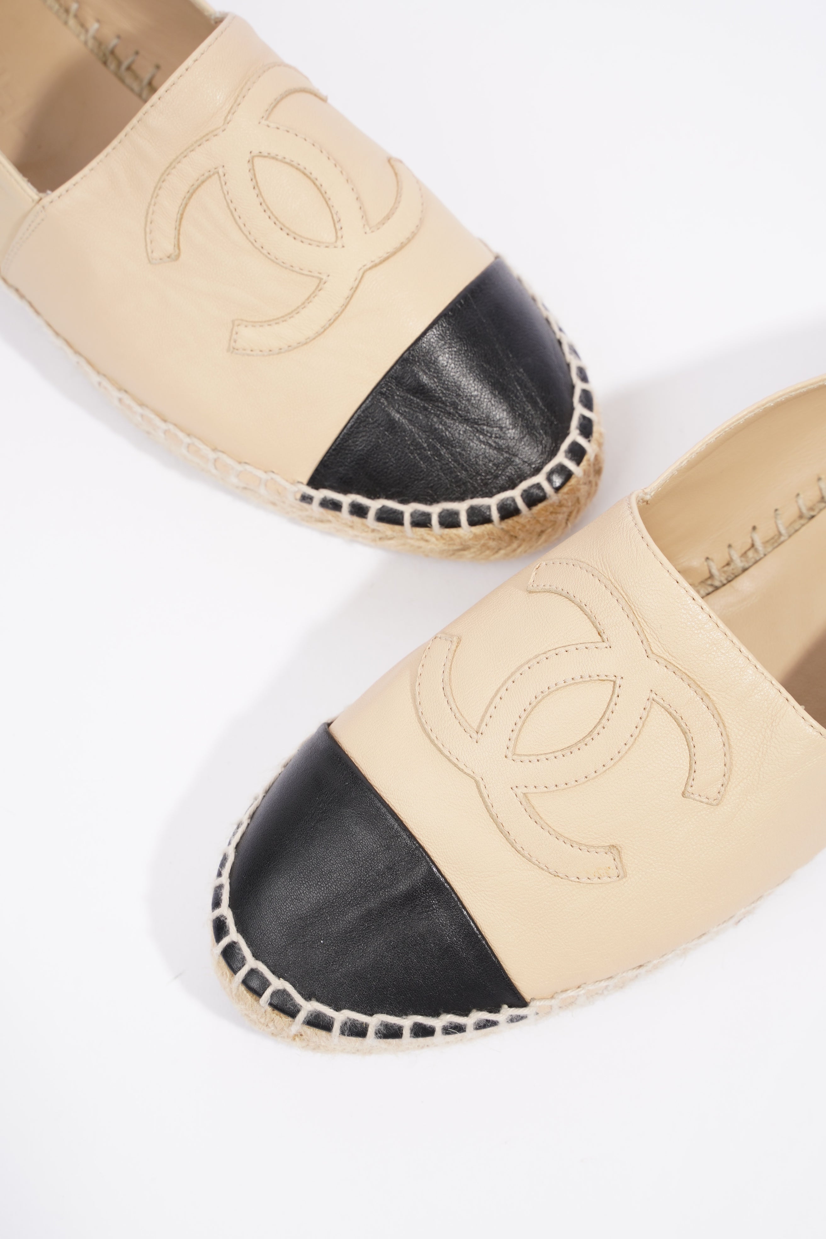 Chanel CC Espadrilles Beige / Black Leather EU 38 UK 5