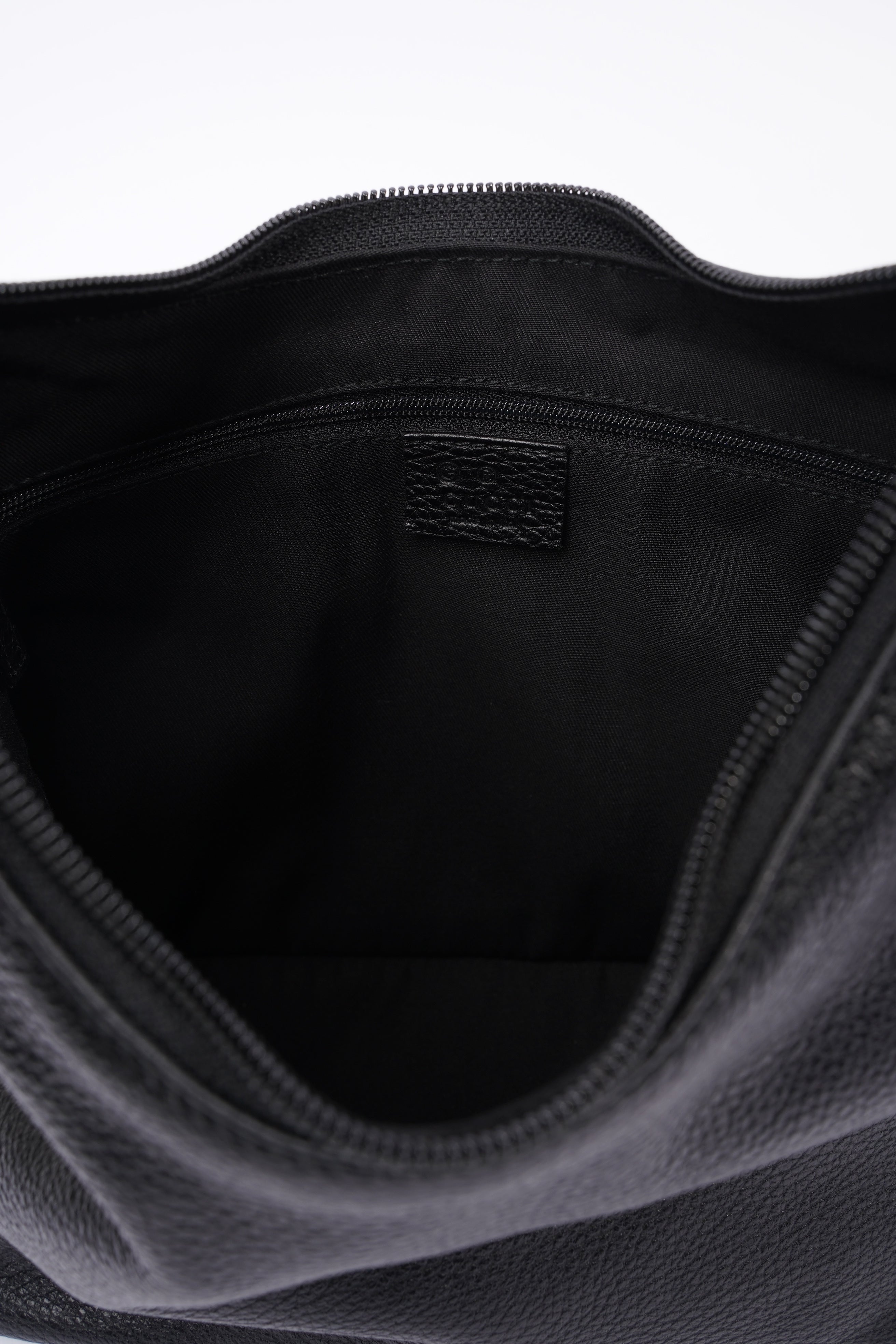 Gucci Hobo Black Grained Leather