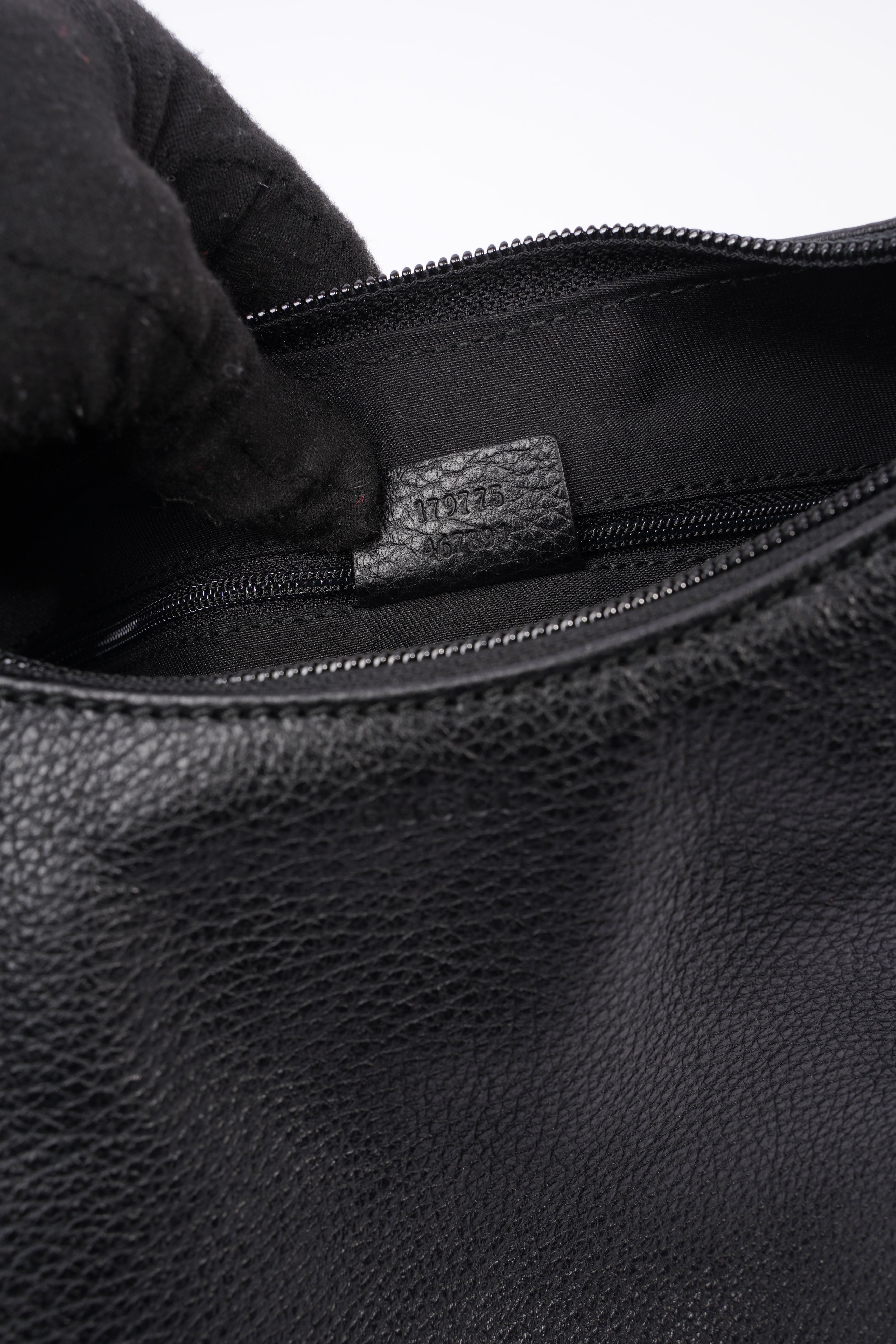Gucci Hobo Black Grained Leather