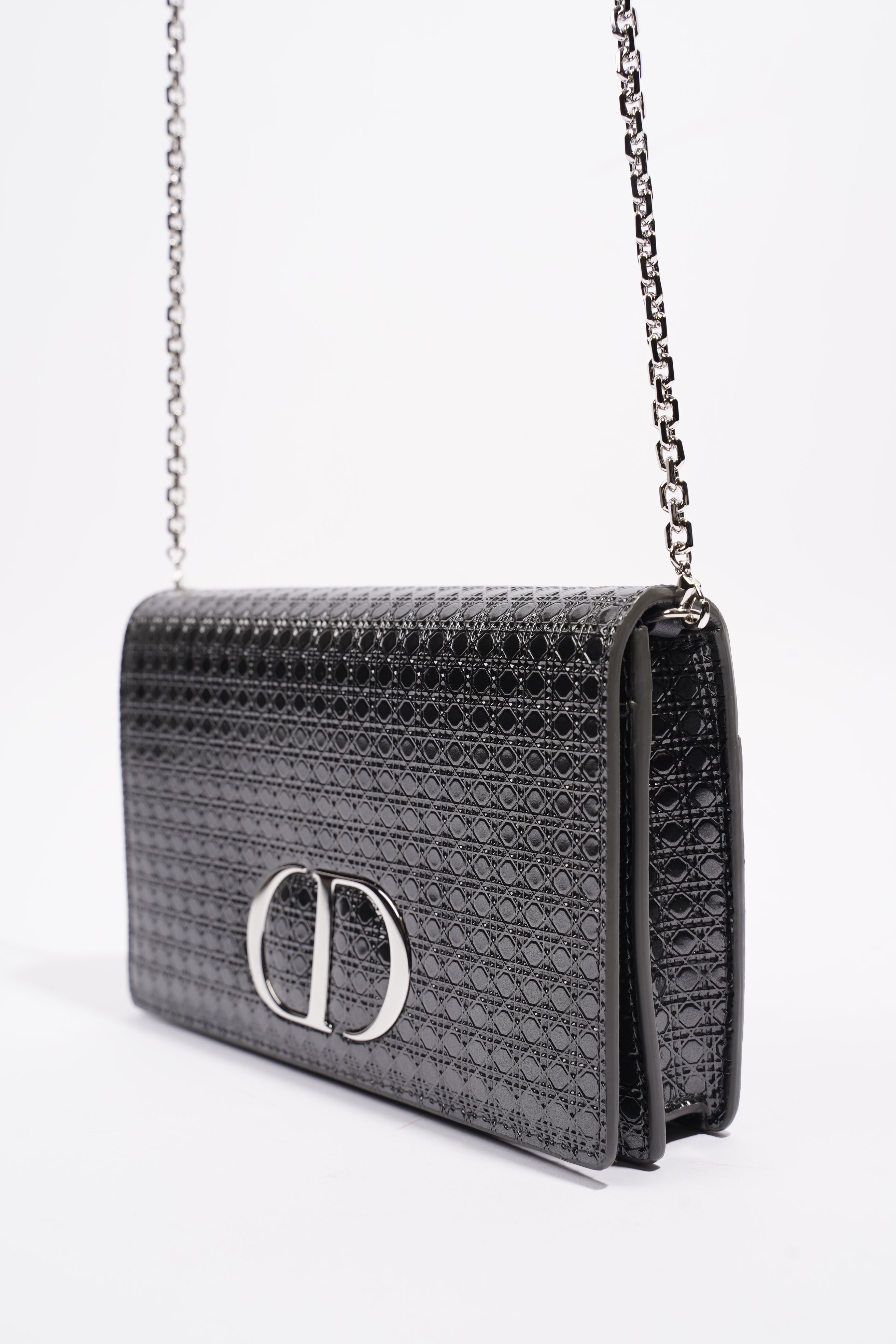 Christian Dior 30 Montaigne 2-in-1 Pouch Grey Patent Leather