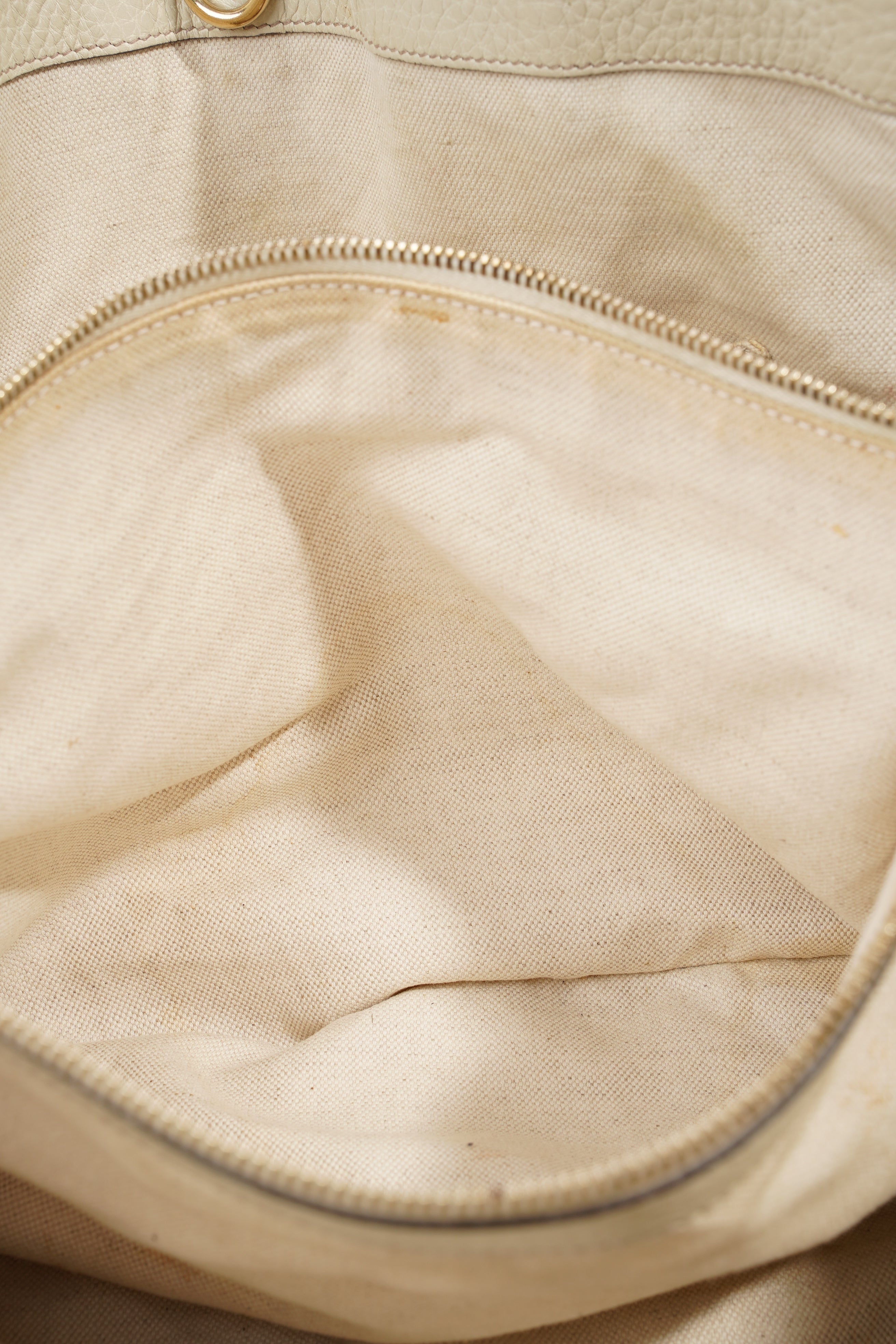 Gucci Fringe Tote Bag Supreme / Cream Canvas