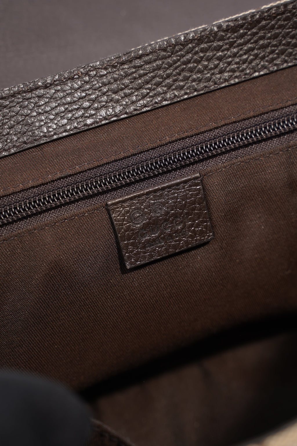 Gucci GG Messenger bag Supreme / Brown Canvas Large