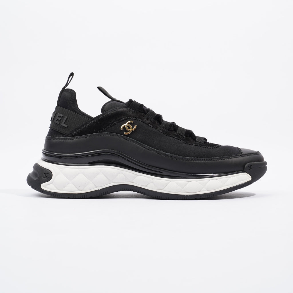 Chanel CC Logo Sneaker Black / White Nylon EU 41 UK 7