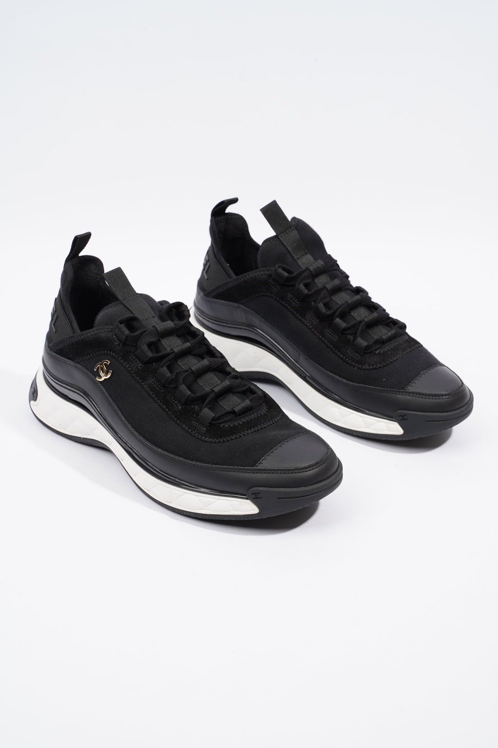 Chanel CC Logo Sneaker Black / White Nylon EU 41 UK 7