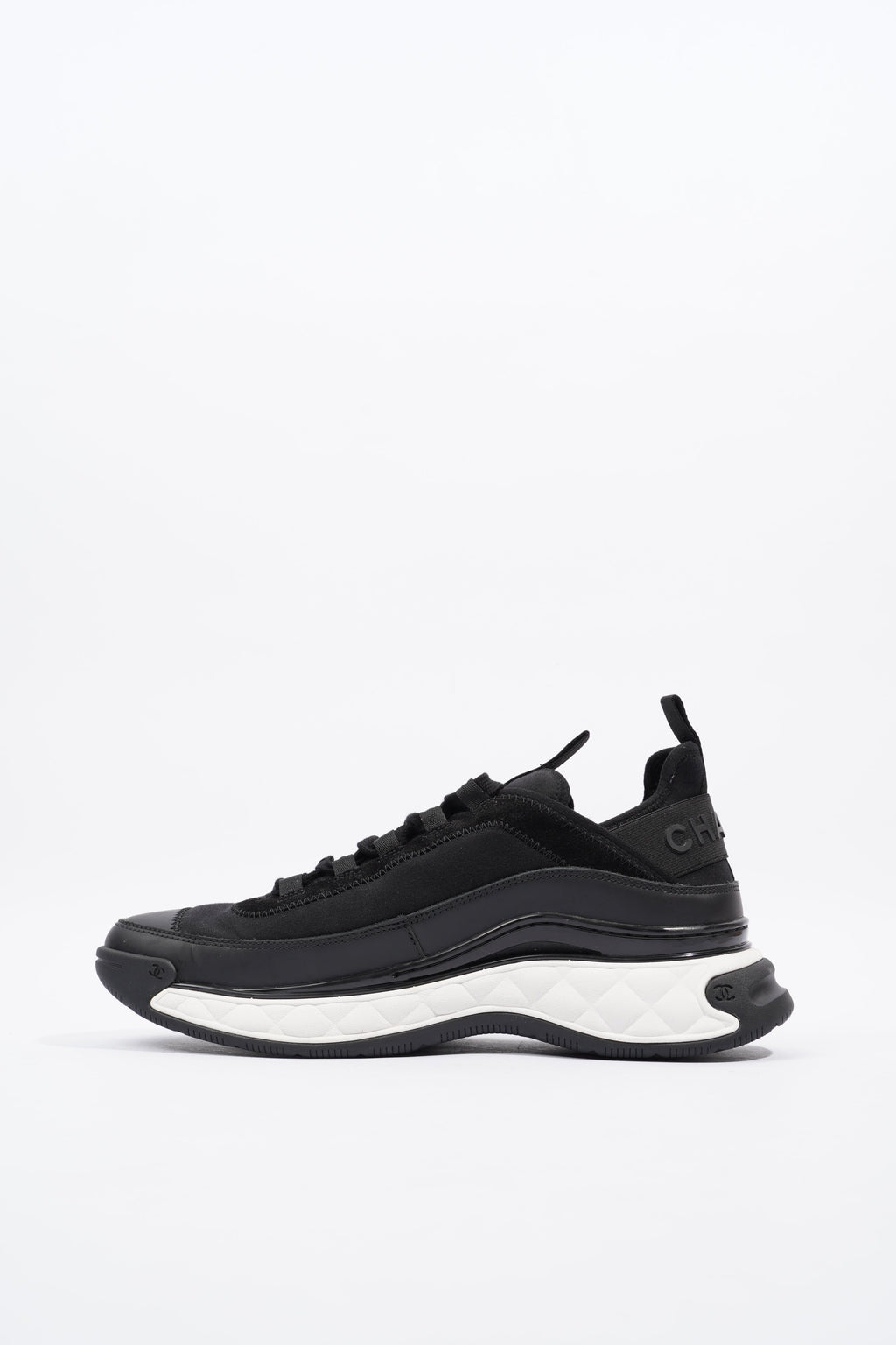 Chanel CC Logo Sneaker Black / White Nylon EU 41 UK 7