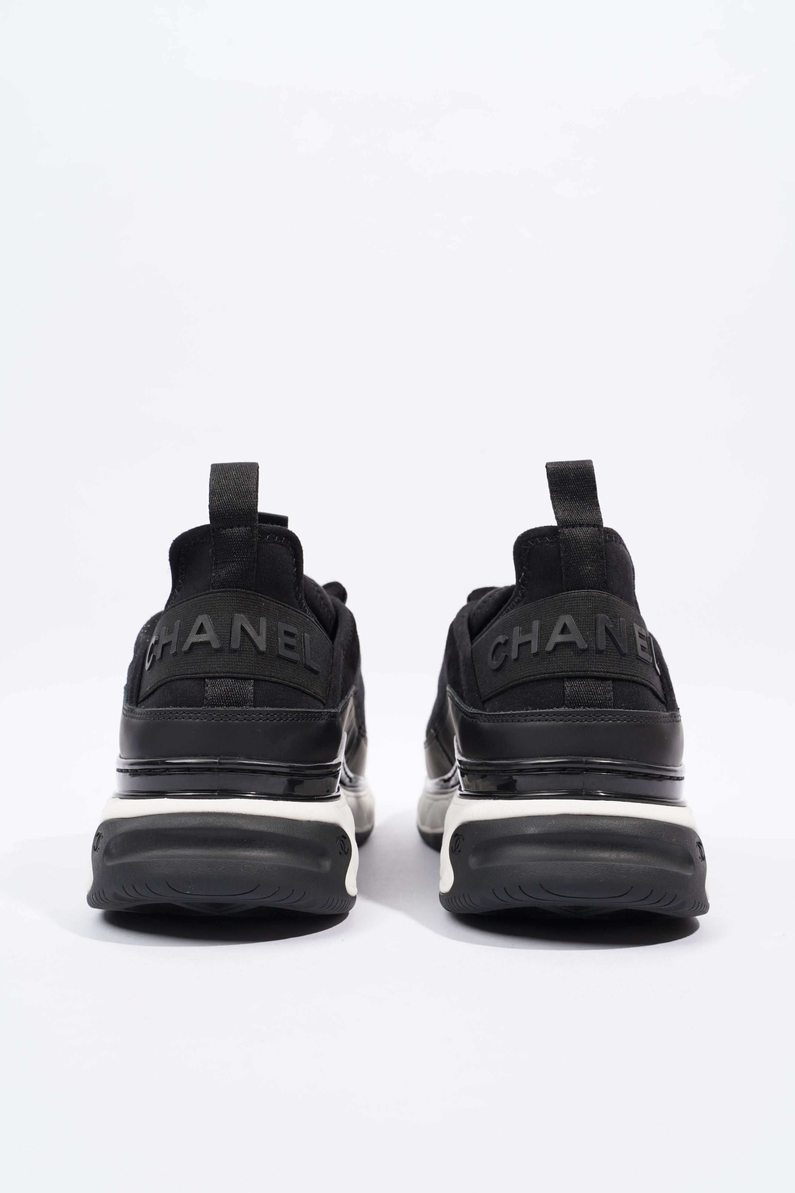Chanel CC Logo Sneaker Black / White Nylon EU 41 UK 7
