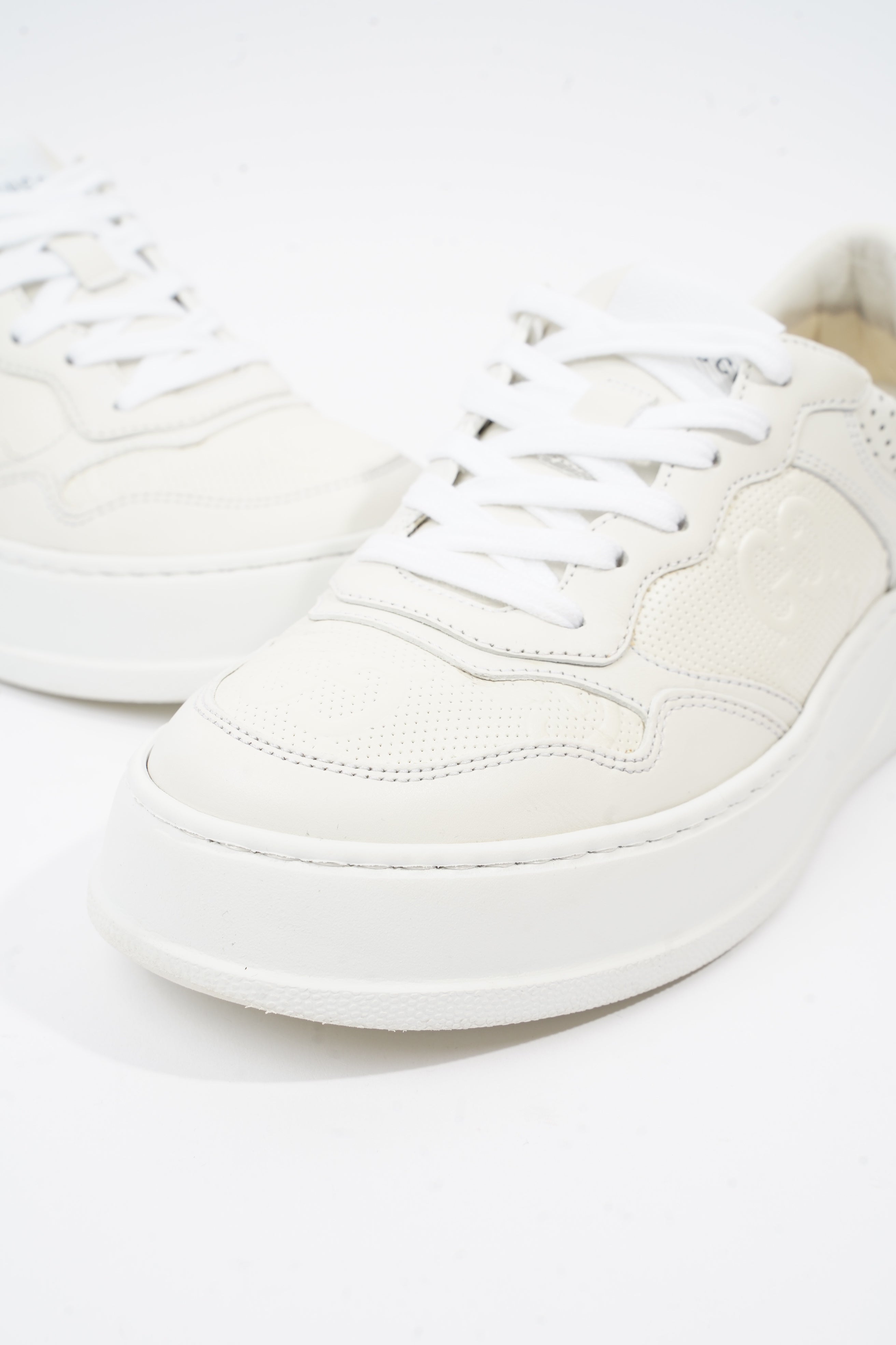 Gucci GG Embossed White Leather EU 38 UK 5