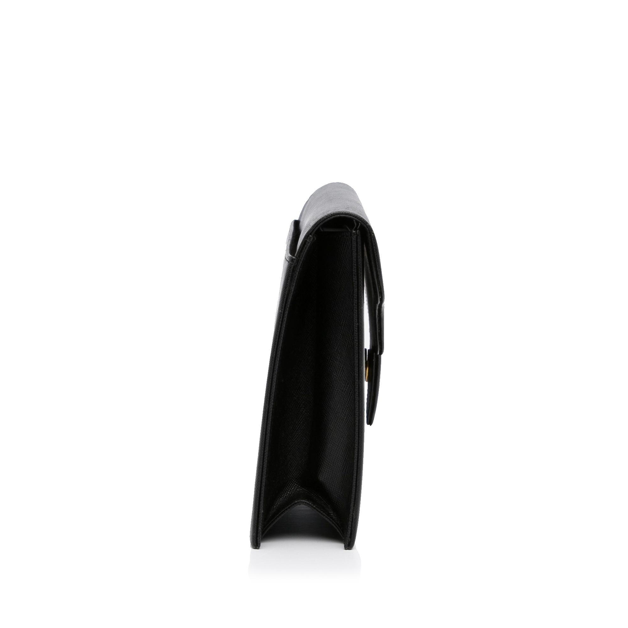 Saint Laurent Calf Leather Clutch (SHG-Gkqldx)