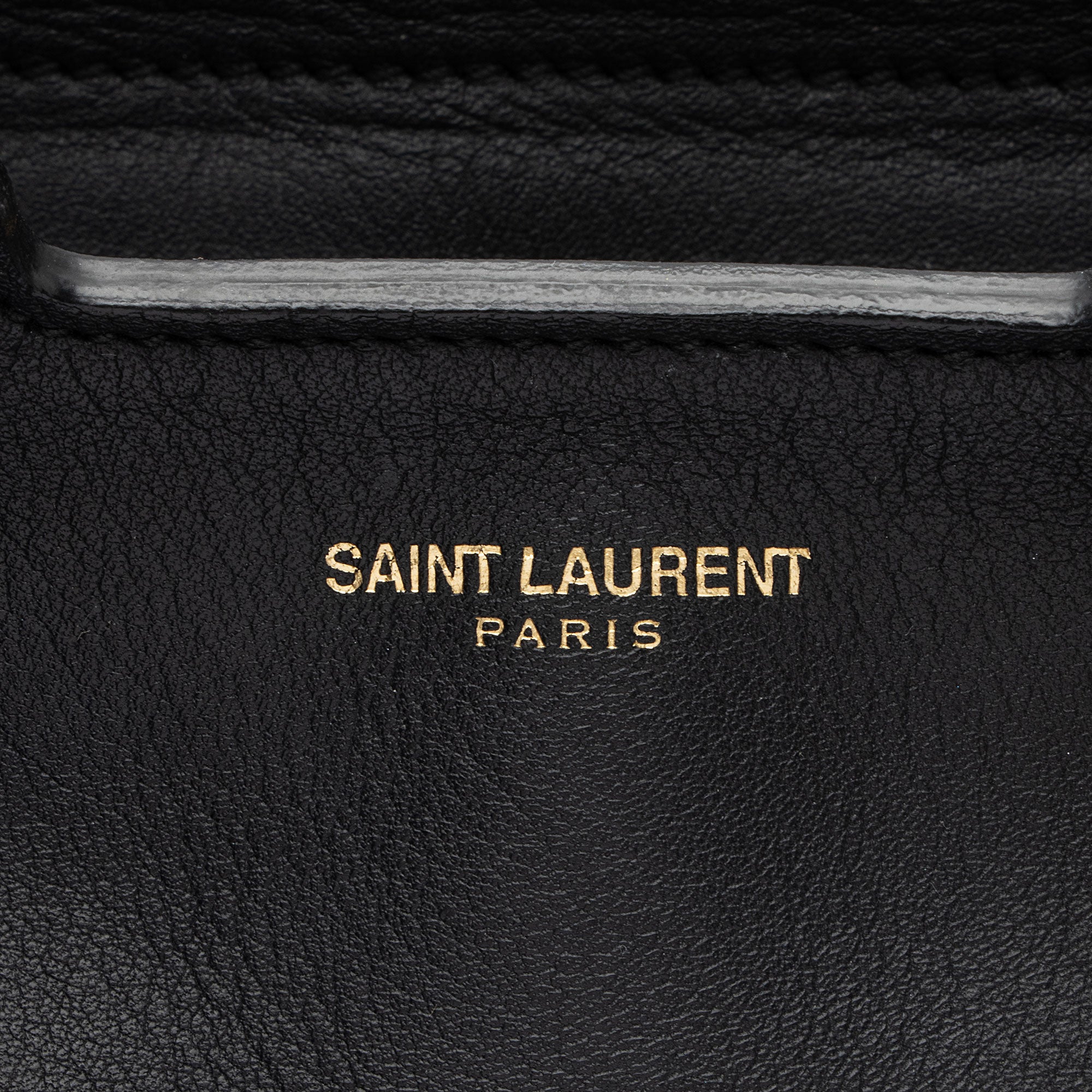 Saint Laurent Calfskin Cabas Chyc Medium Tote (SHF-vEmkbR)