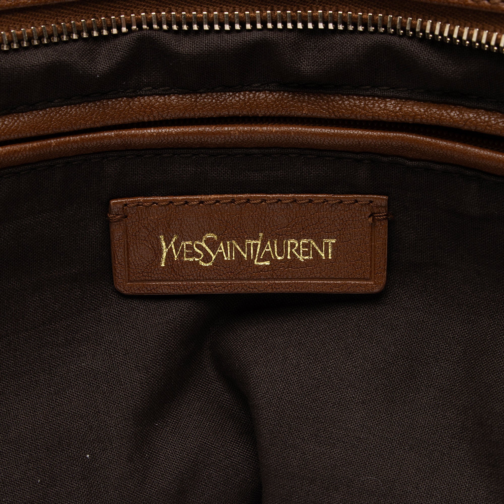 Saint Laurent Calfskin Cabas Chyc Medium Tote (SHF-Ivua2g)