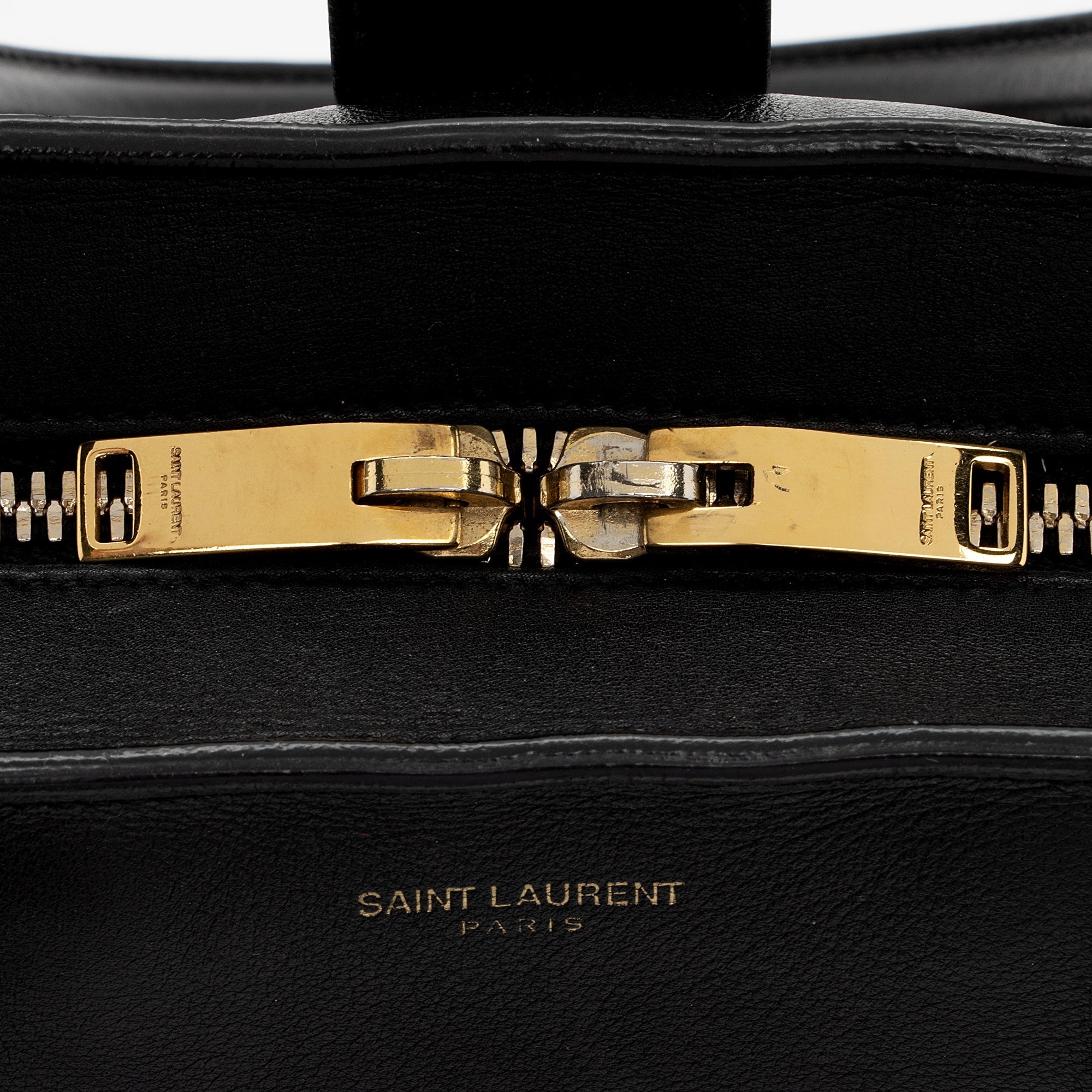 Saint Laurent Calfskin Monogram Baby Cabas Tote (SHF-aWaDWU)