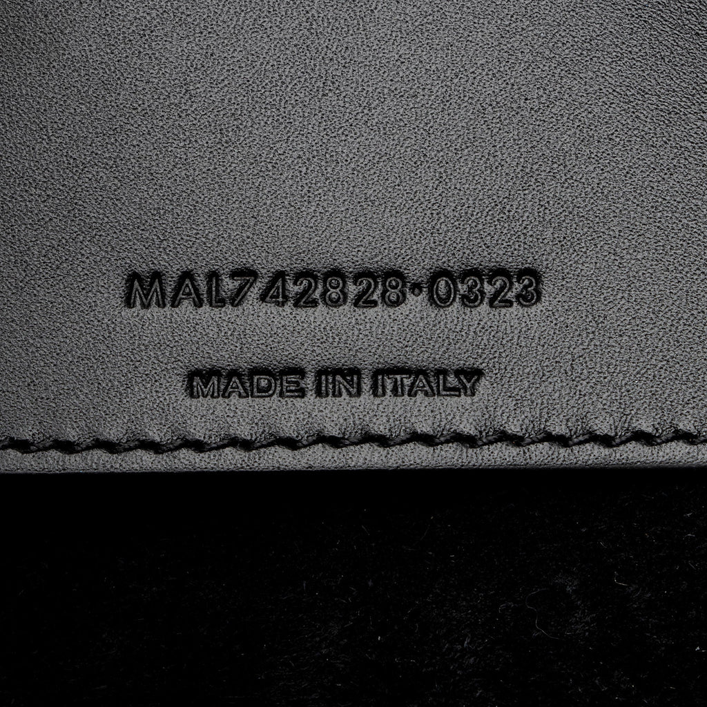 Saint Laurent Calfskin Monogram Le 37 Bucket Bag (SHF-YsxF8W)