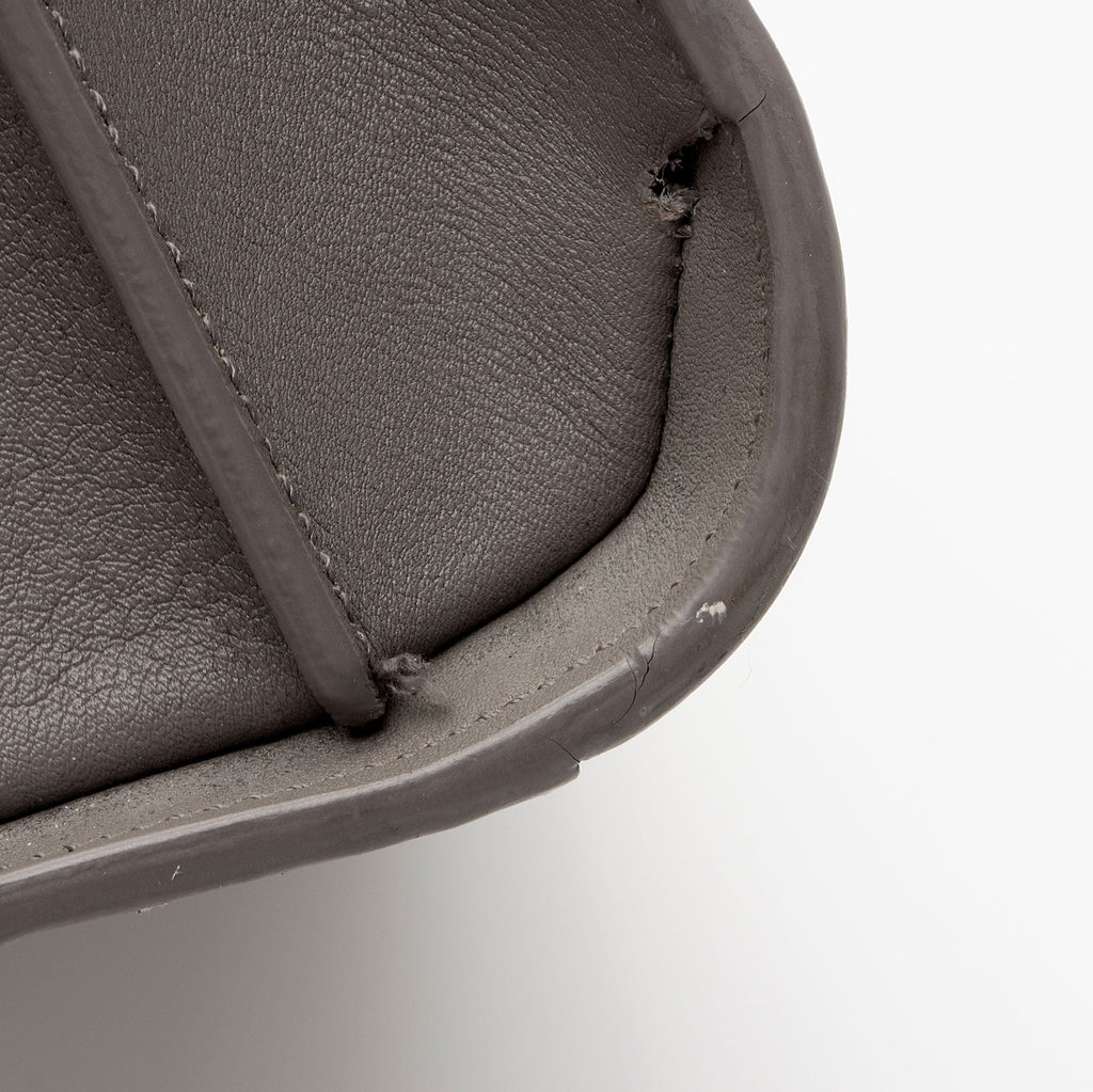 Saint Laurent Calfskin Sac De Jour Large Tote (SHF-yUc2G8)