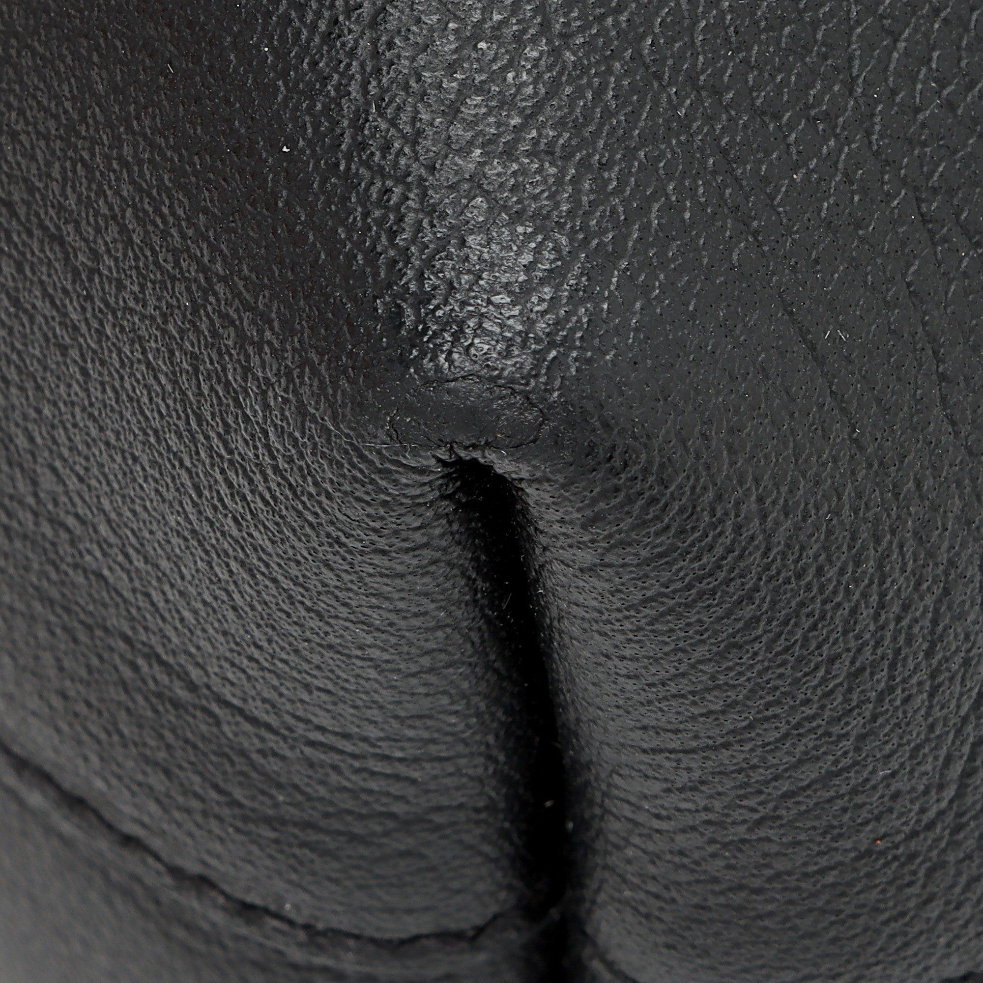 Saint Laurent Calfskin Toy Shopping Tote (SHF-KLo77l)
