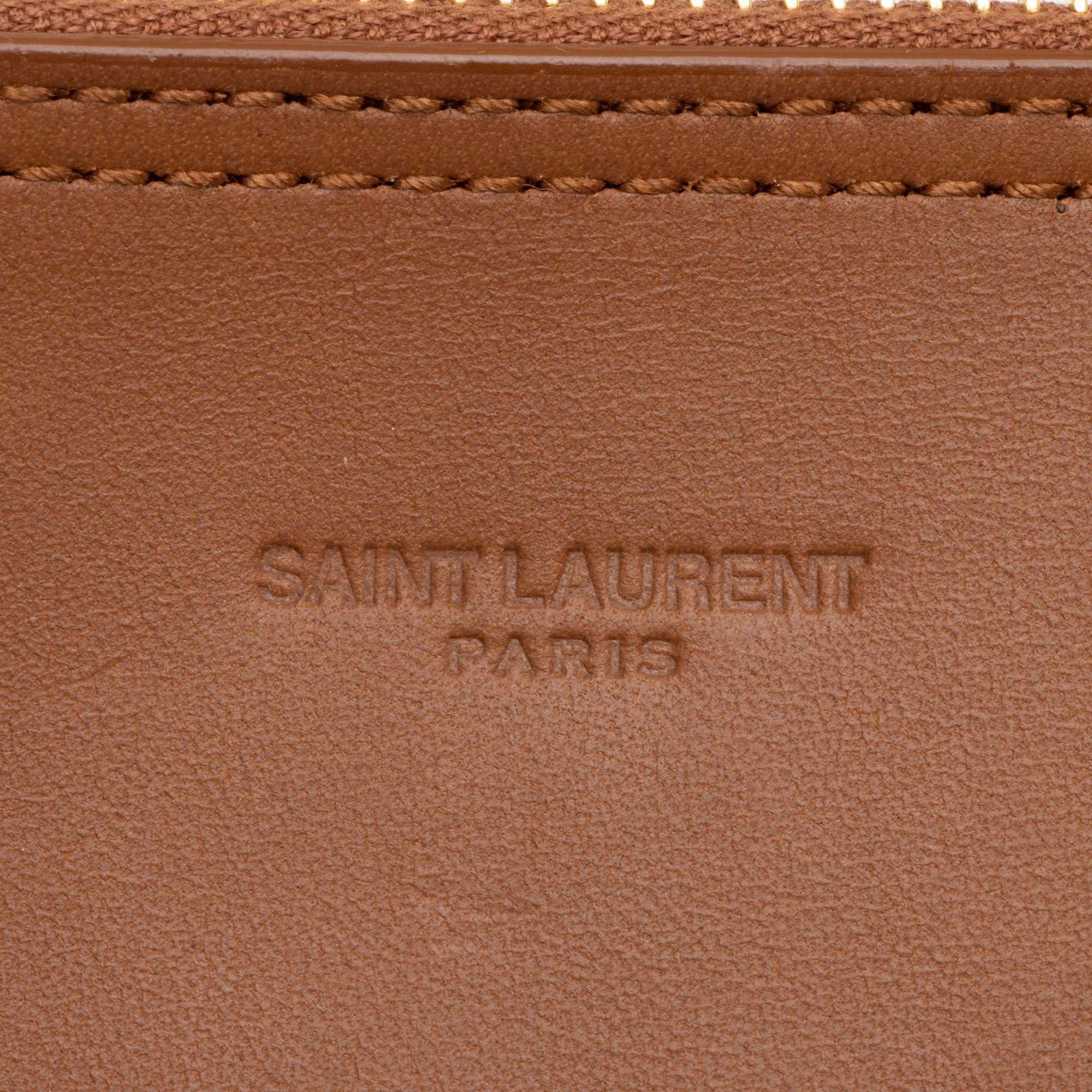 Saint Laurent Calfskin Vinyl Cabas Tote (SHF-wgVvKm)