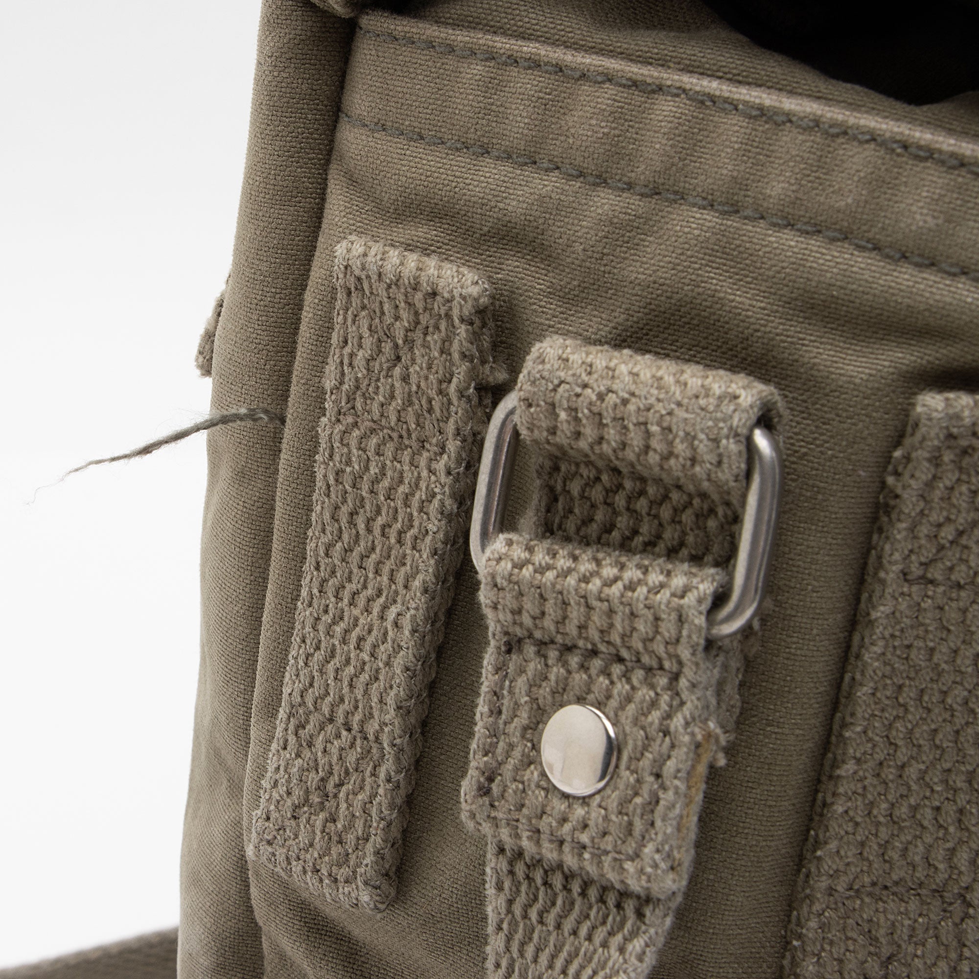 Saint Laurent Canvas Army Messenger Bag (SHF-tH8n4I)