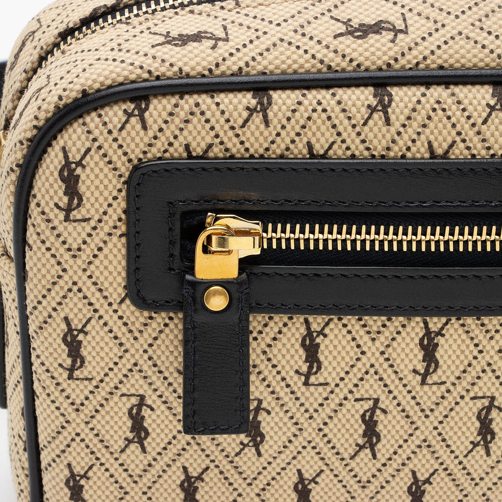 Saint Laurent Canvas Le Monogramme Camera Bag (SHF-eGoxn6)