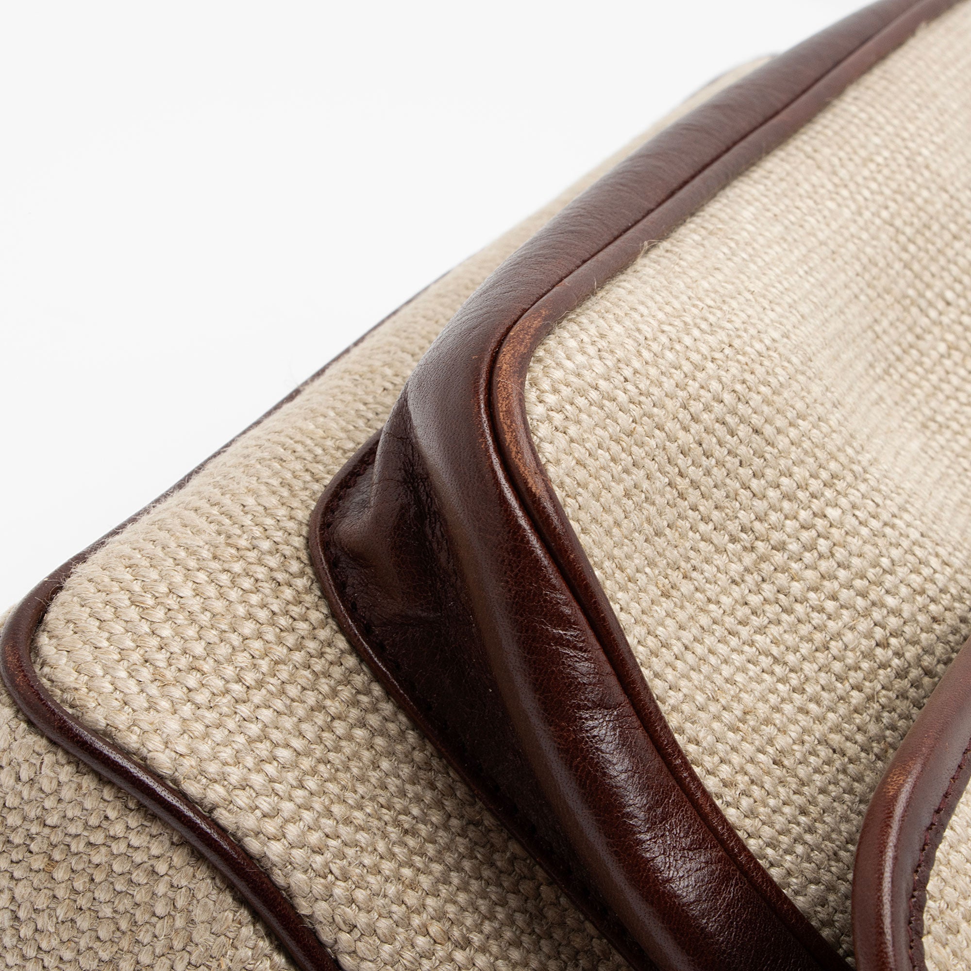 Saint Laurent Canvas Monogram Niki Medium Shoulder Bag (SHF-JdPwmb)