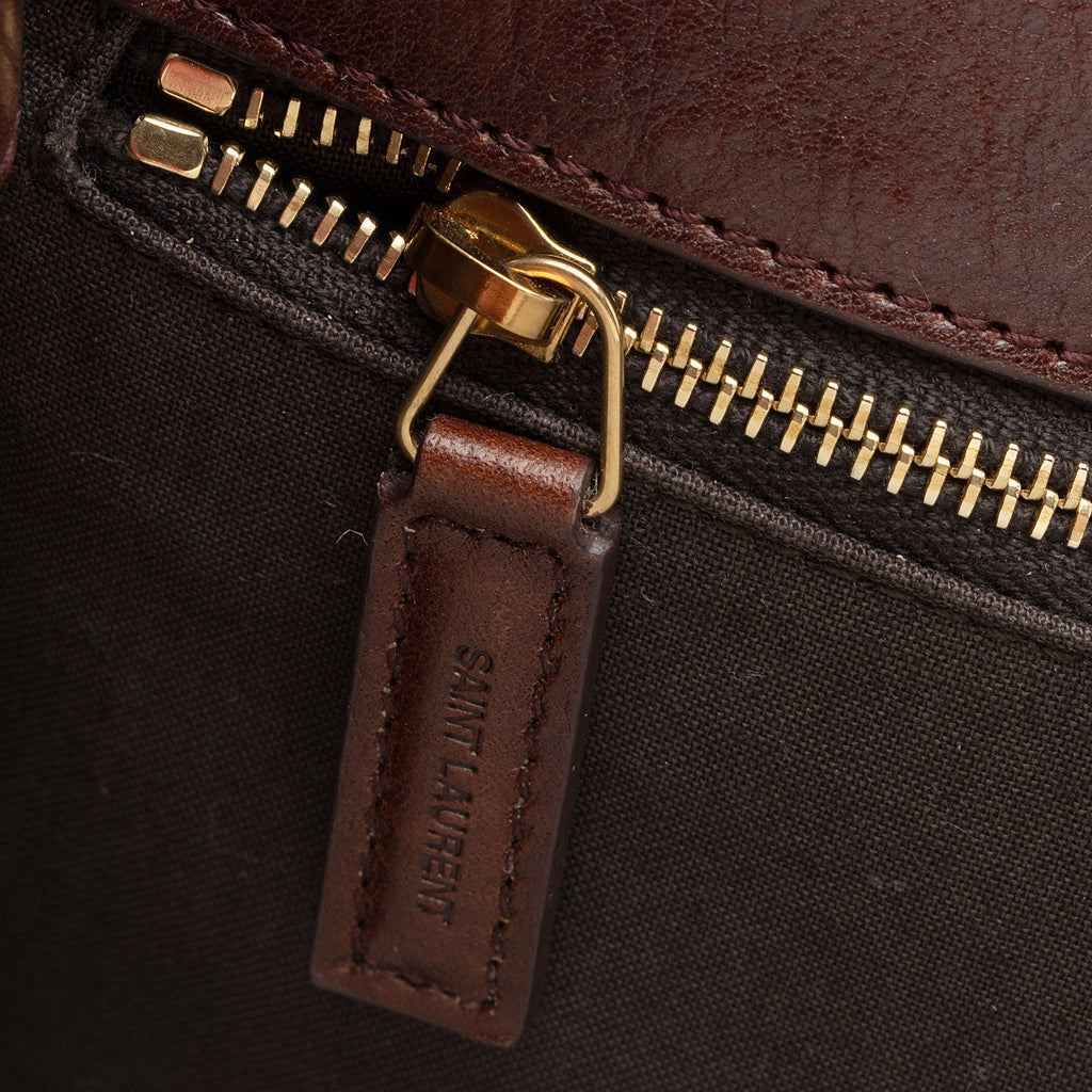 Saint Laurent Canvas Monogram Niki Medium Shoulder Bag (SHF-JdPwmb)