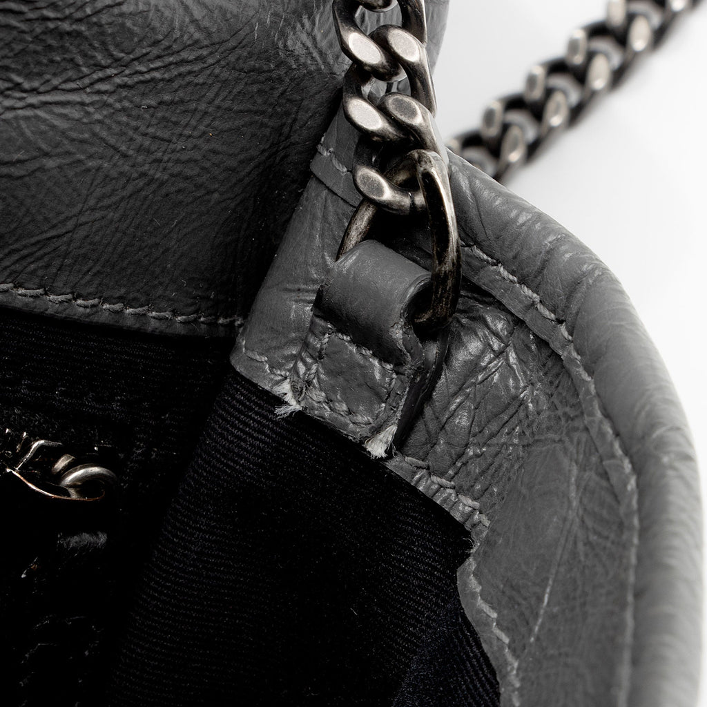 Saint Laurent Crinkled Calfskin Monogram Niki Chain Wallet (SHF-9O6DRW)