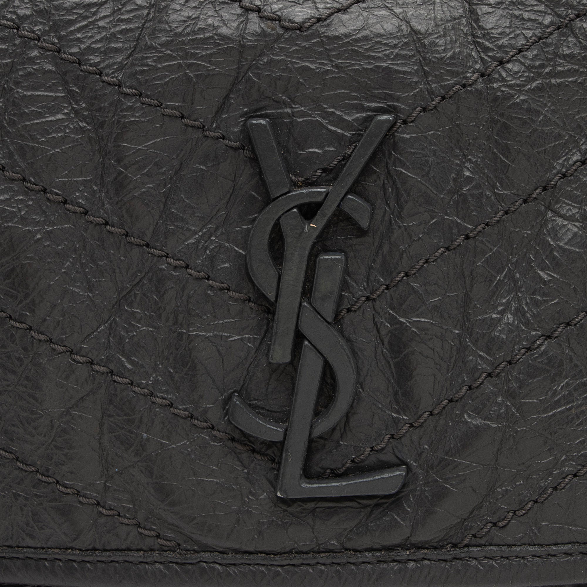 Saint Laurent Crinkled Calfskin Monogram Niki Medium Shoulder Bag (SHF-J4S3bV)