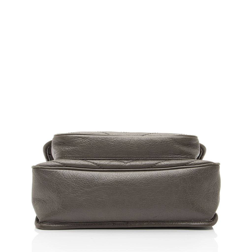 Saint Laurent Crinkled Calfskin Monogram Niki Medium Shoulder Bag (SHF-BbD05y)