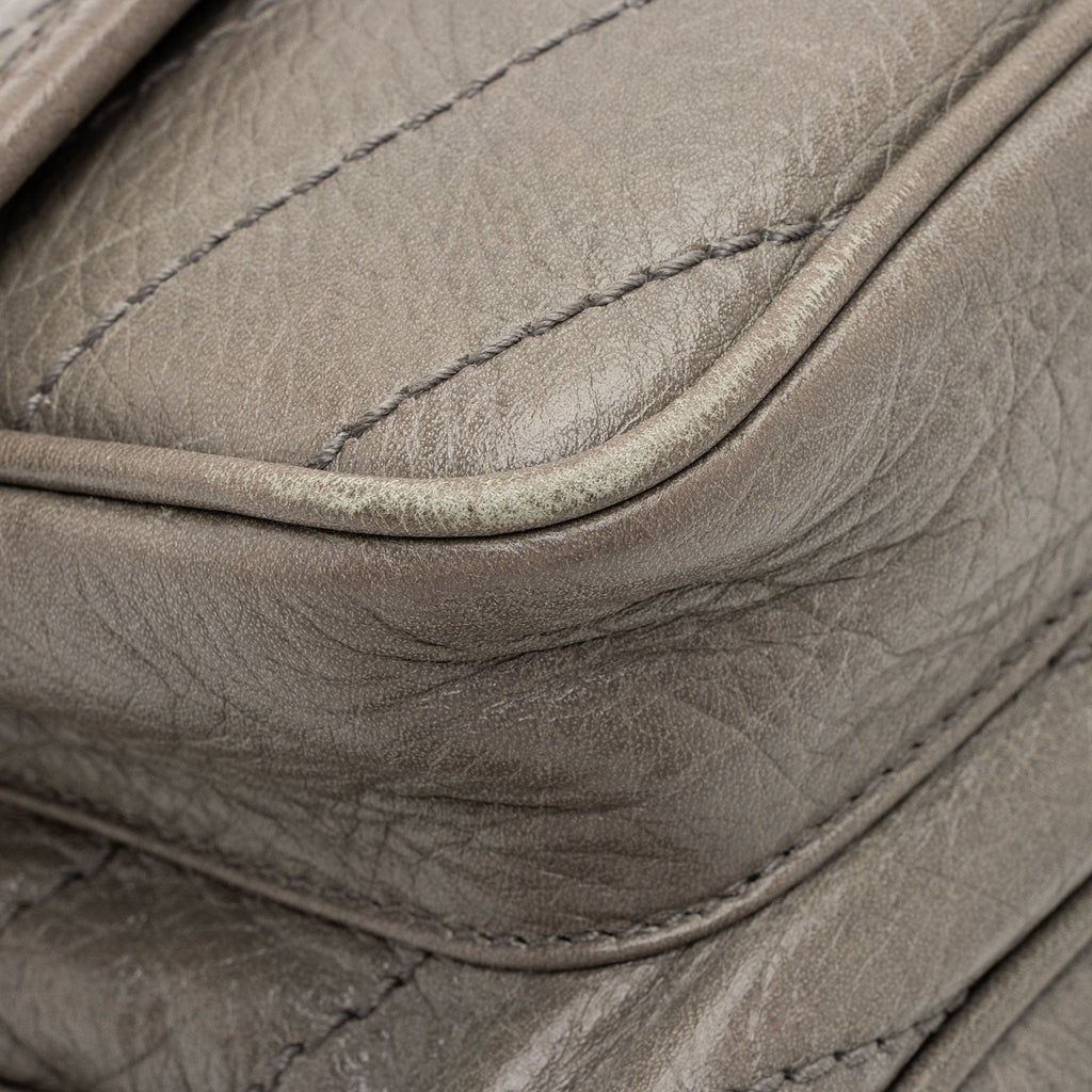 Saint Laurent Crinkled Calfskin Monogram Niki Medium Shoulder Bag (SHF-BbD05y)